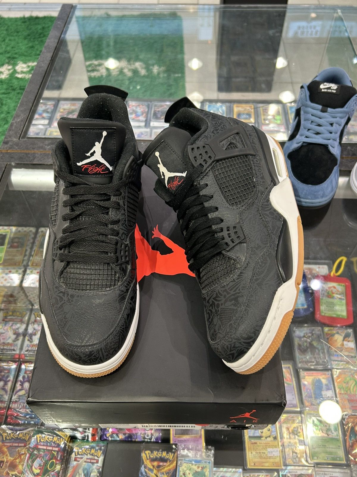 Jordan Brand Jordan 4 retro Laser Blackgum Size US 12 / EU 45 - 1 Thumbnail