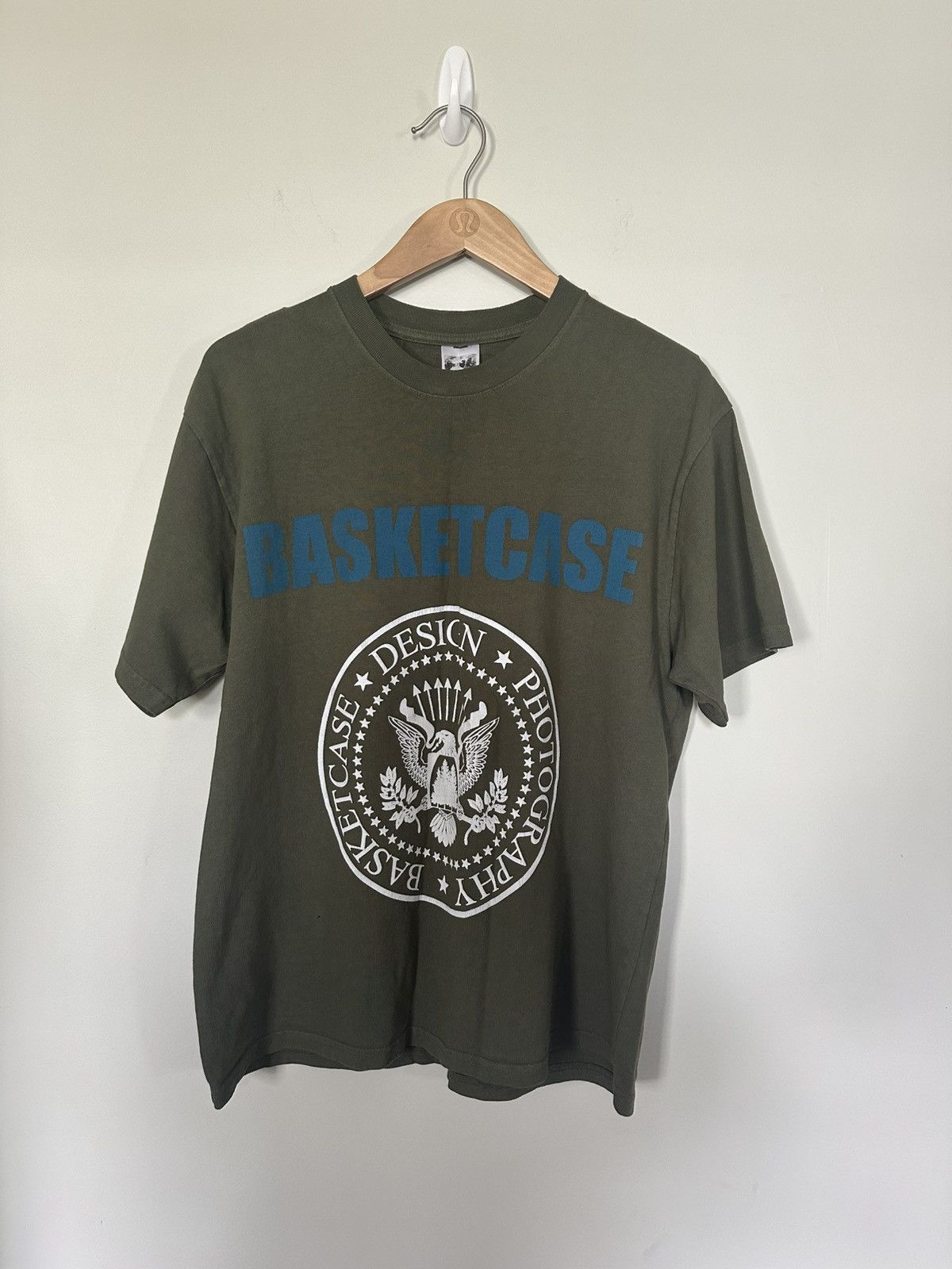 basketcase gallery Basketcase Gallery SEAL Tee Size US M / EU 48-50 / 2 - 1 Thumbnail