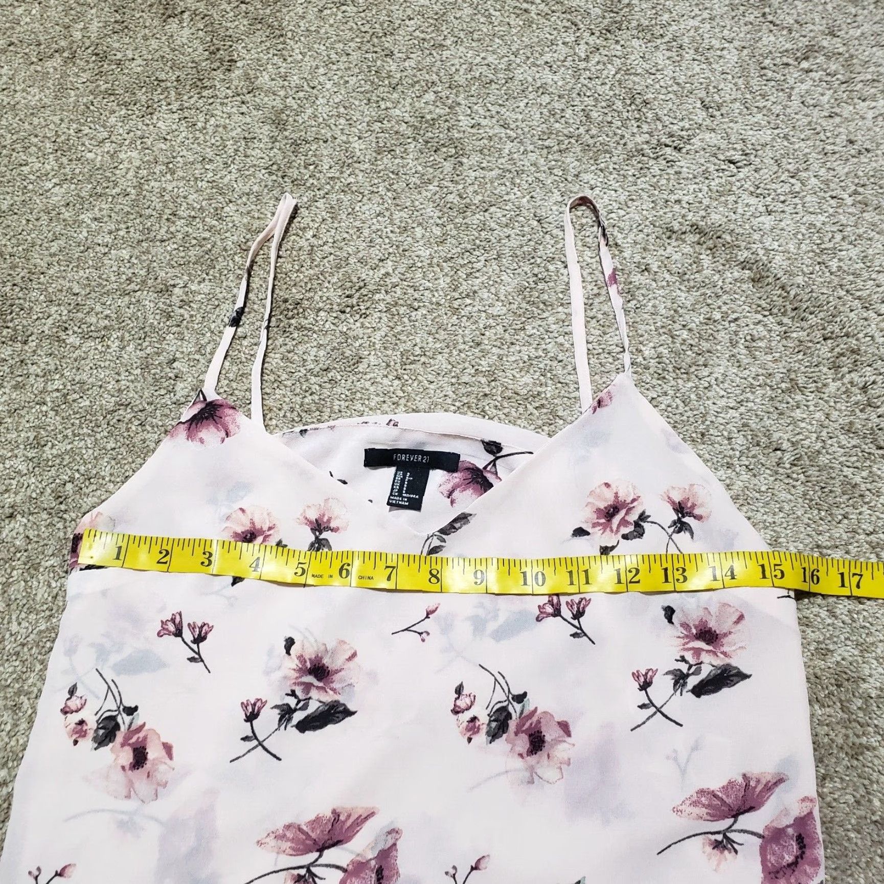 Forever 21 FOREVER 21 Shirt Tank Womens S Multicolor Floral Cami Crop Top Spaghetti V-Neck Cropped Summer Casual Women’s Small Night? Size S / US 4 / IT 40 - 3 Thumbnail