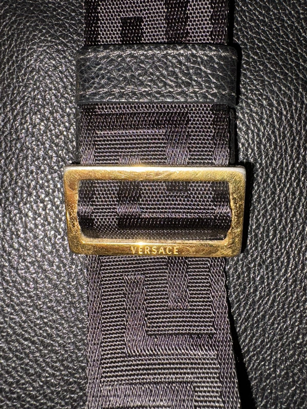 Versace Versace Logo-Detailed Leather Messenger Bag Black Size ONE SIZE - 4 Thumbnail