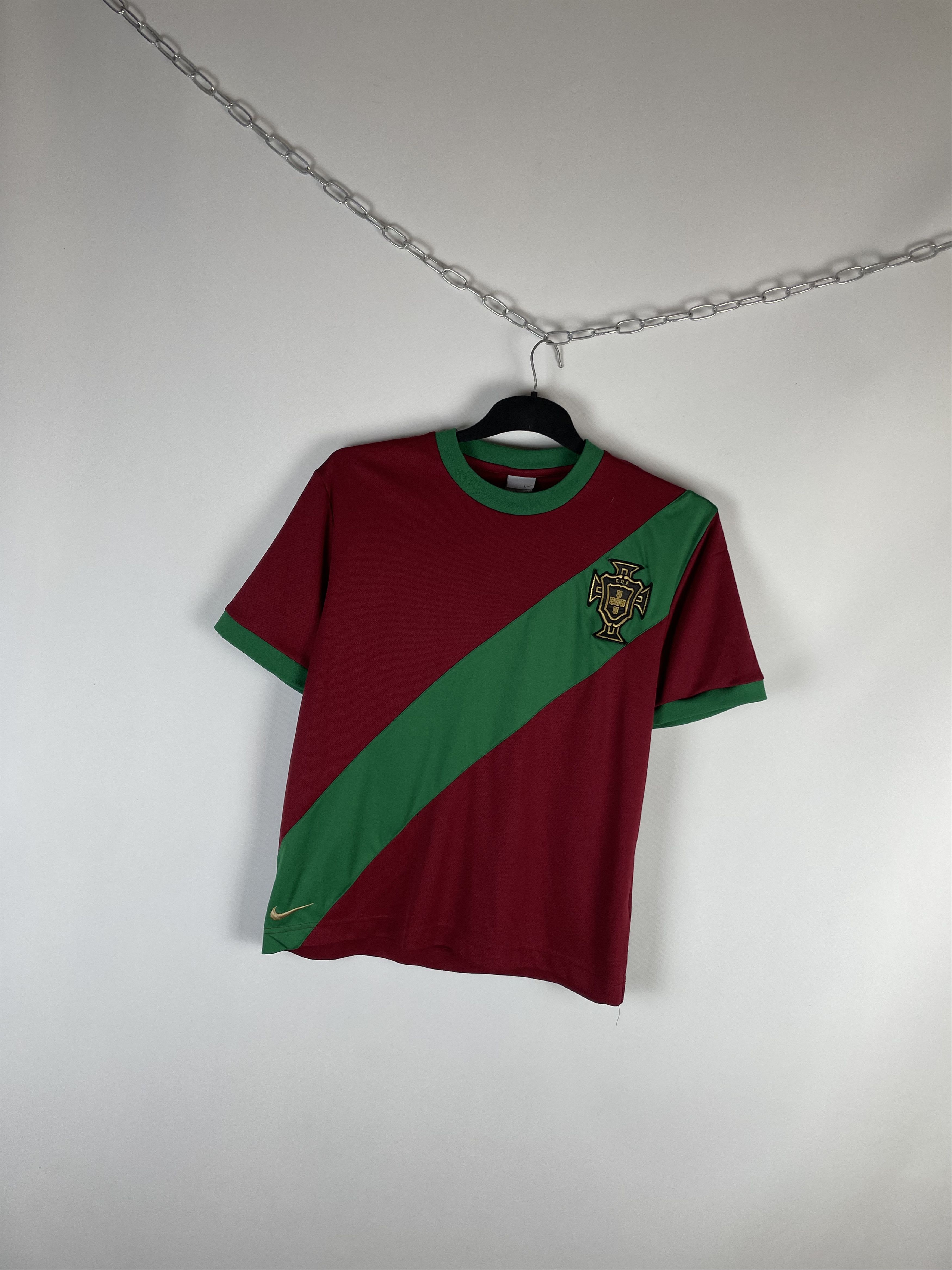 Nike Vintage Soccer Jersey Nike Portugal Size US L / EU 52-54 / 3 - 2 Thumbnail