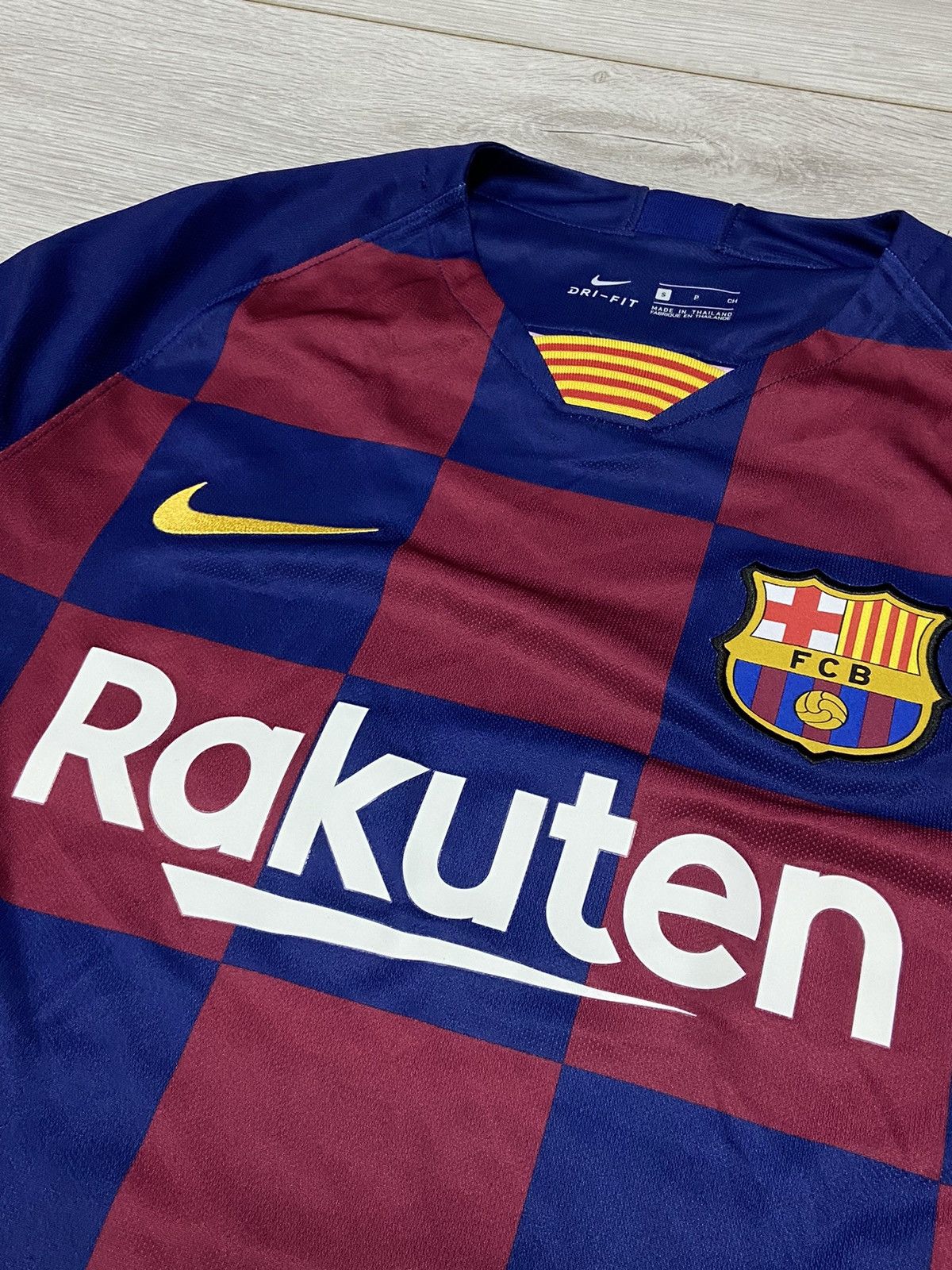 Nike FC Barcelona 19/20 Antoine Griezmann Home Jersey Size US S / EU 44-46 / 1 - 5 Thumbnail