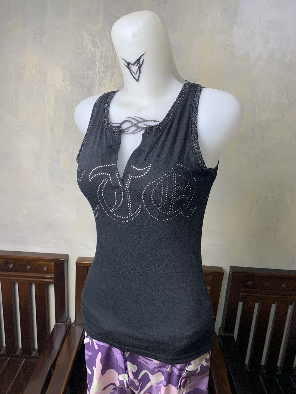 Japanese Brand y2k COOLA Japan Black Glittery Cross Rhinestones Top Size S / US 4 / IT 40 - 3 Thumbnail