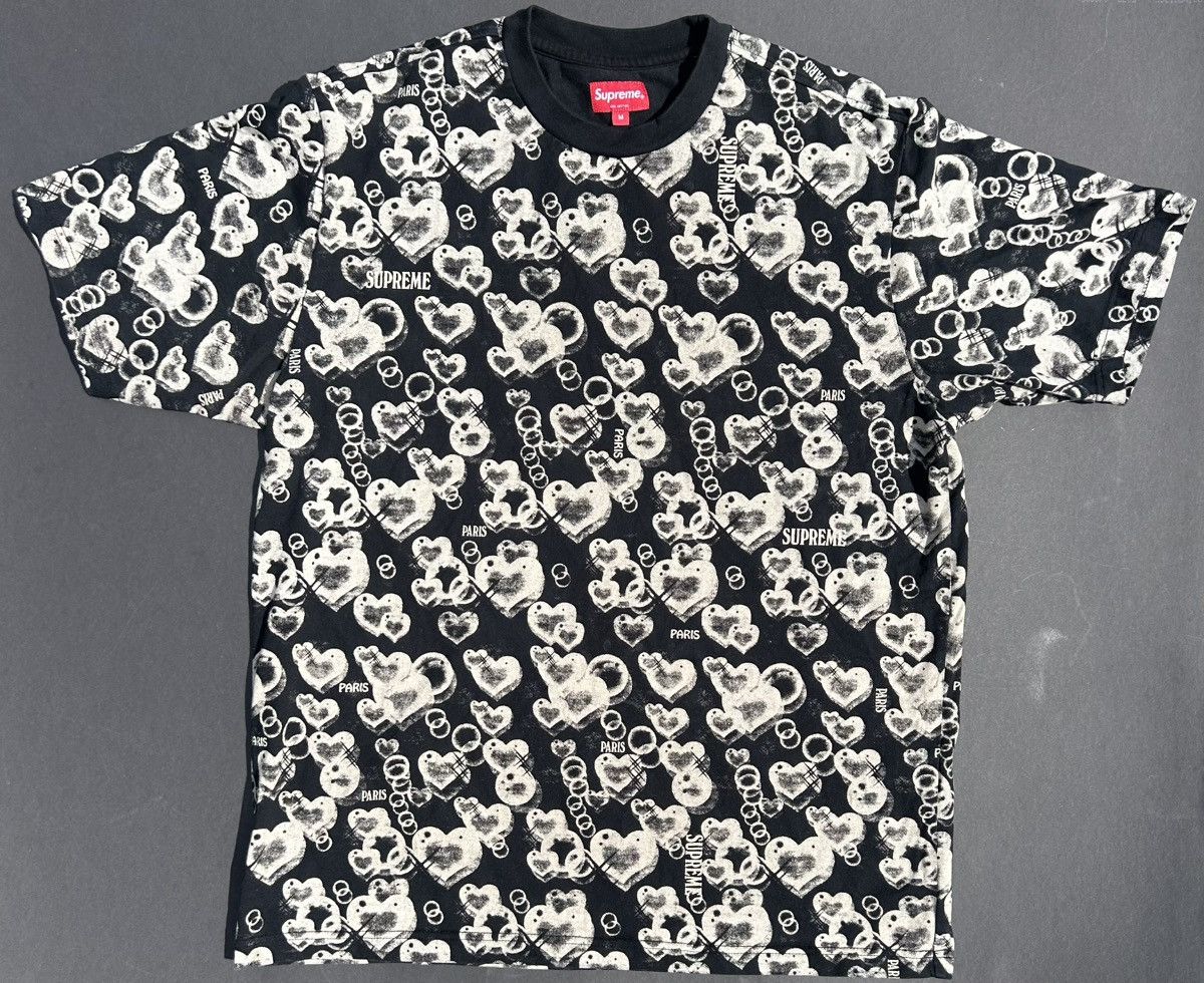 Supreme Supreme Hearts Top Tee S/S Black Size US M / EU 48-50 / 2 - 1 Thumbnail