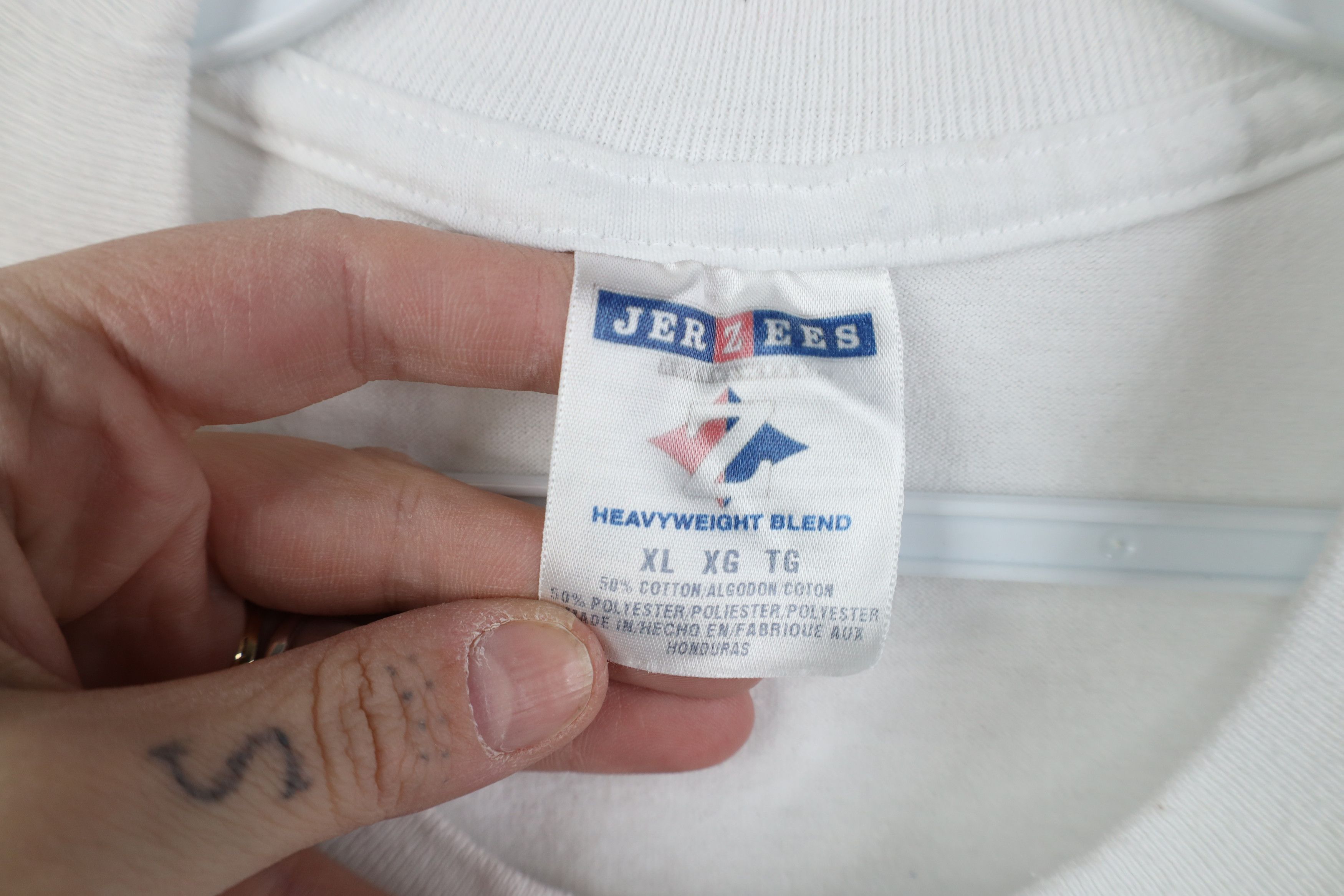 Vintage Vintage Y2K Streetwear Run United States USA Flag T-Shirt Size US XL / EU 56 / 4 - 6 Thumbnail