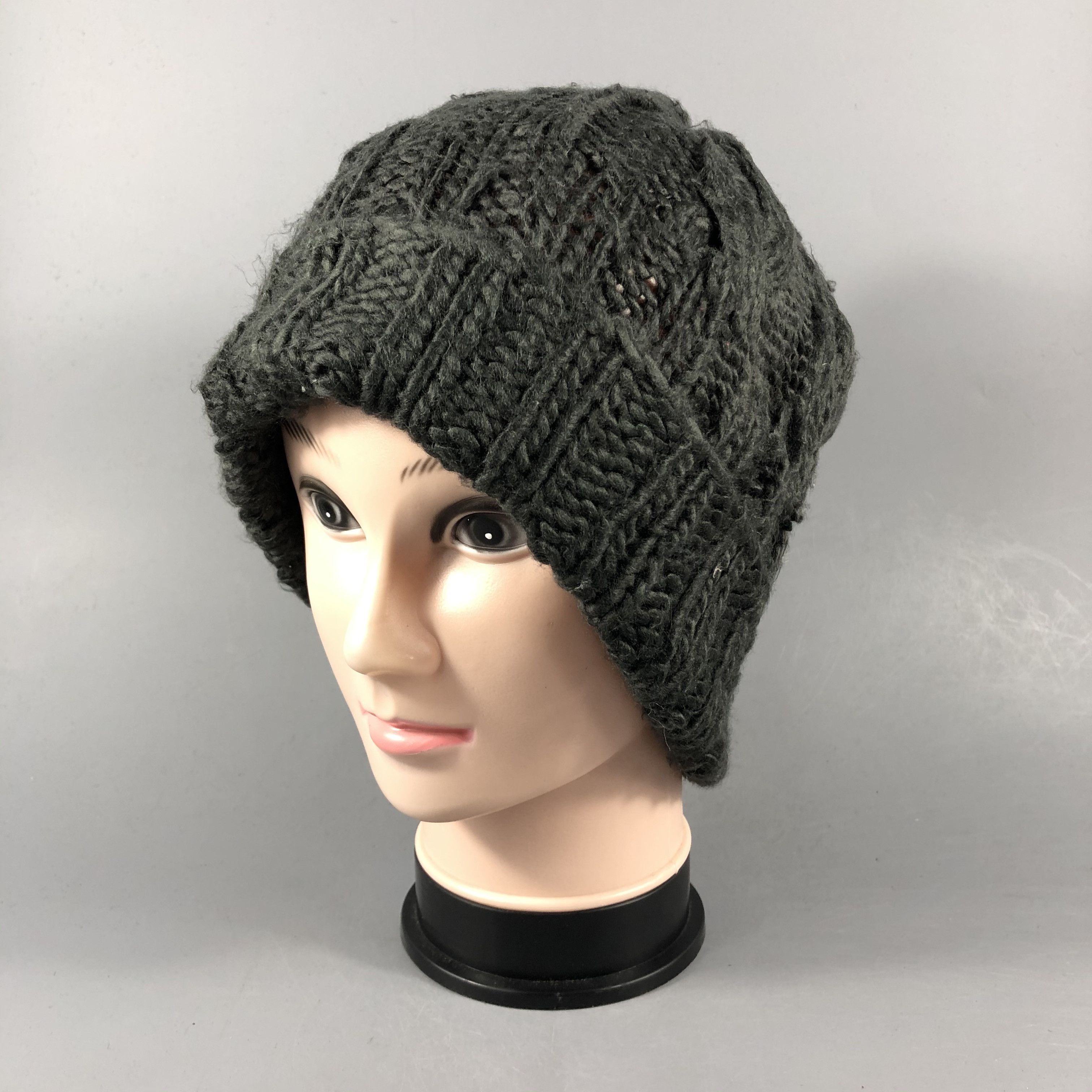 Japanese Brand Japanese Brand Cable Knit Slouchy Beanie Knitted Snowcap Size ONE SIZE - 2 Thumbnail