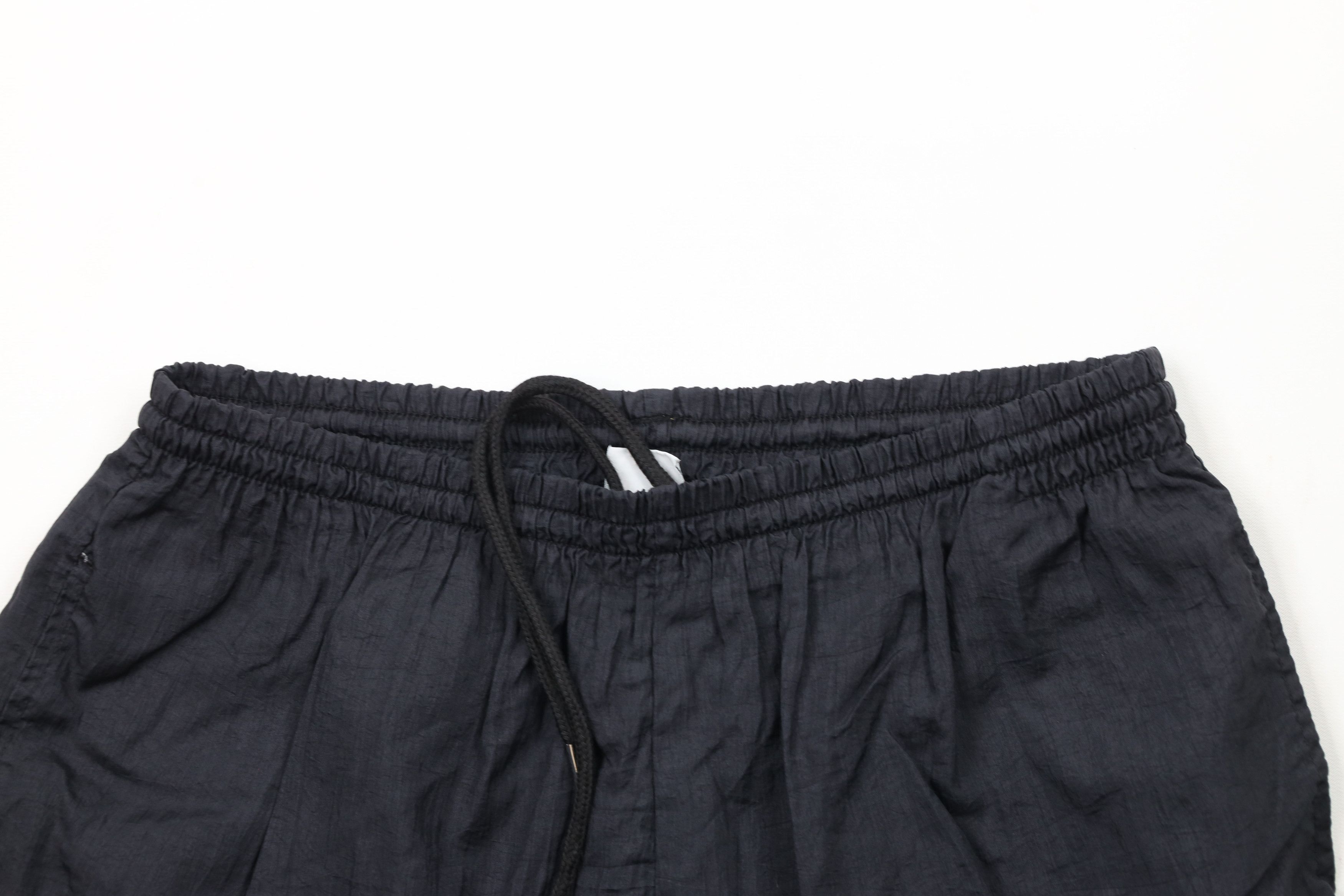 Vintage Vintage 90s Streetwear Running Jogging Soccer Shorts Black Size US 34 / EU 50 - 2 Thumbnail