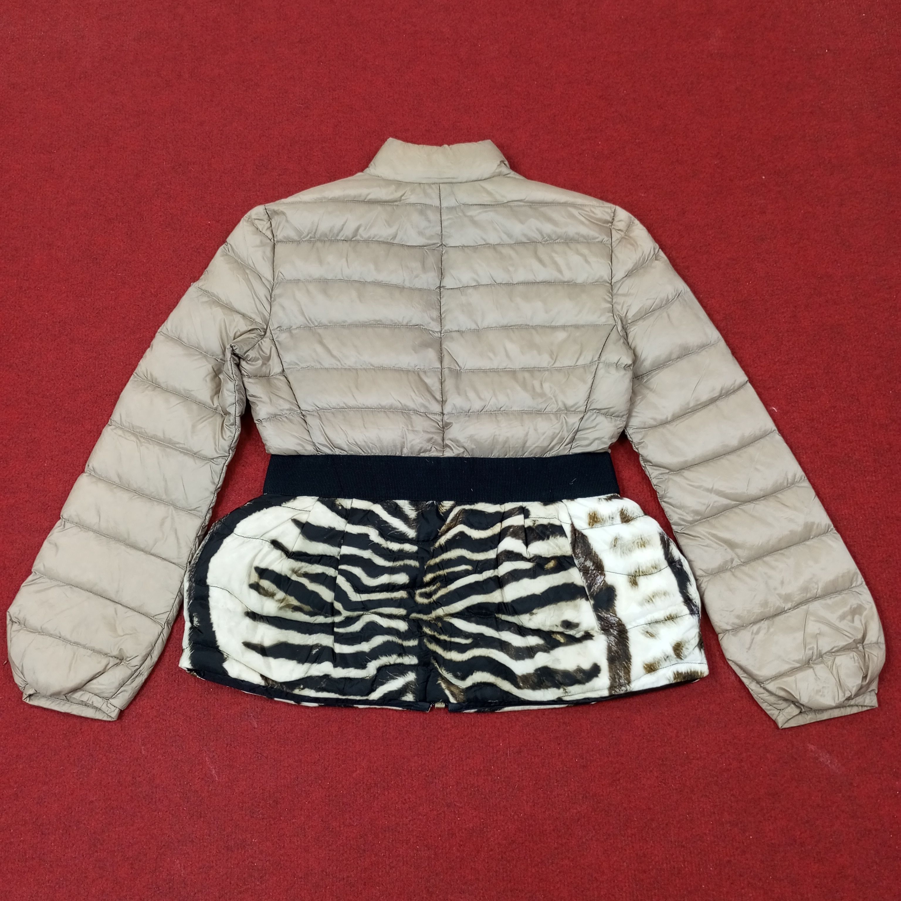 Moncler Moncler Italian Fashion Brand Puffer Jacket c247n26 Size S / US 4 / IT 40 - 4 Thumbnail