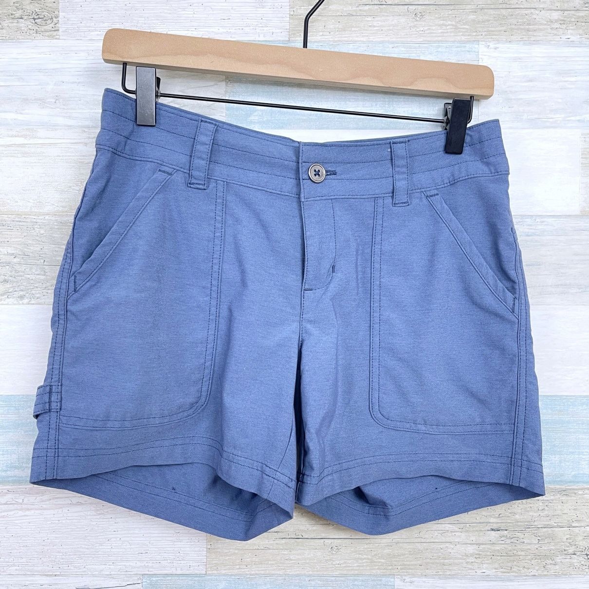 Columbia Columbia Pilsner Peak Hiking Shorts Blue 5" Inseam Womens 4 Size 27" / US 4 / IT 40 - 1 Thumbnail