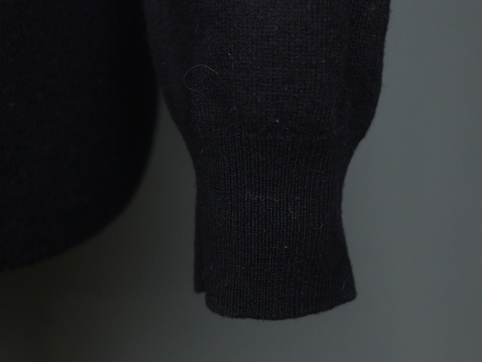 Boggi Boggi Black 100% Wool Tight Knit V-Neck Sweater Size M Size M / US 6-8 / IT 42-44 - 7 Thumbnail