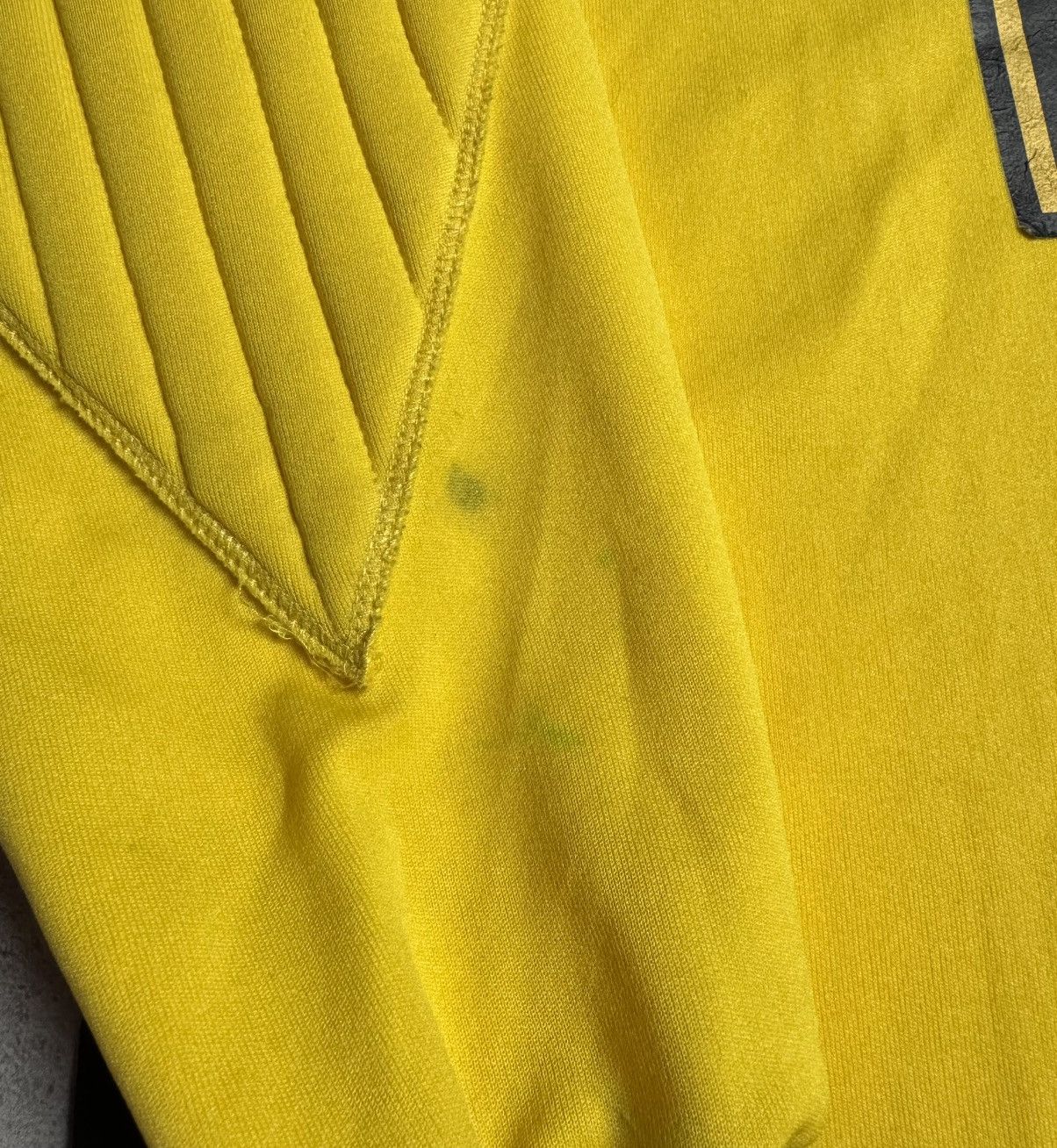 Macron Swansea City 2006 Goalkeeper Shirt Jersey Macron #26 Oakes Size US XXL / EU 58 / 5 - 15 Thumbnail