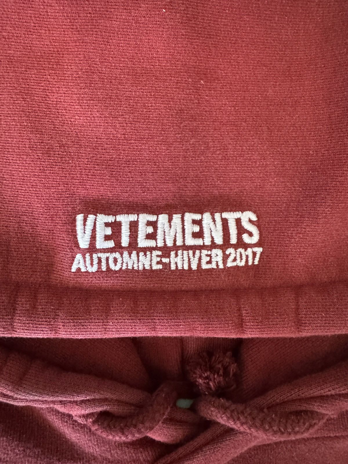 Vetements AW17 May The Bridges Burn Cropped Hoodie Size US M / EU 48-50 / 2 - 3 Thumbnail