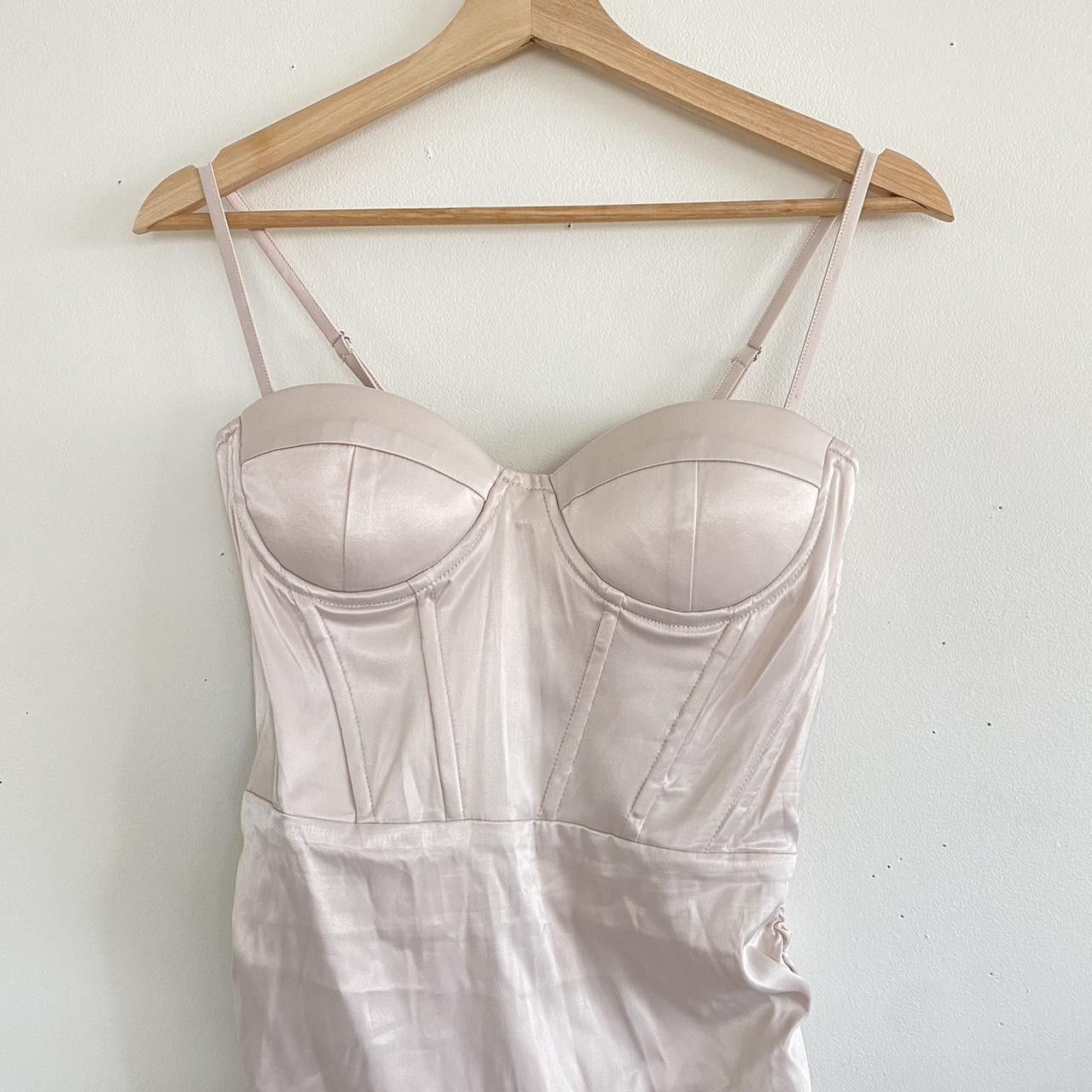 Vintage VINTAGE CREAM BODYCON DRESS SIZE SMALL PARTY STRETCH Size S / US 4 / IT 40 - 2 Thumbnail