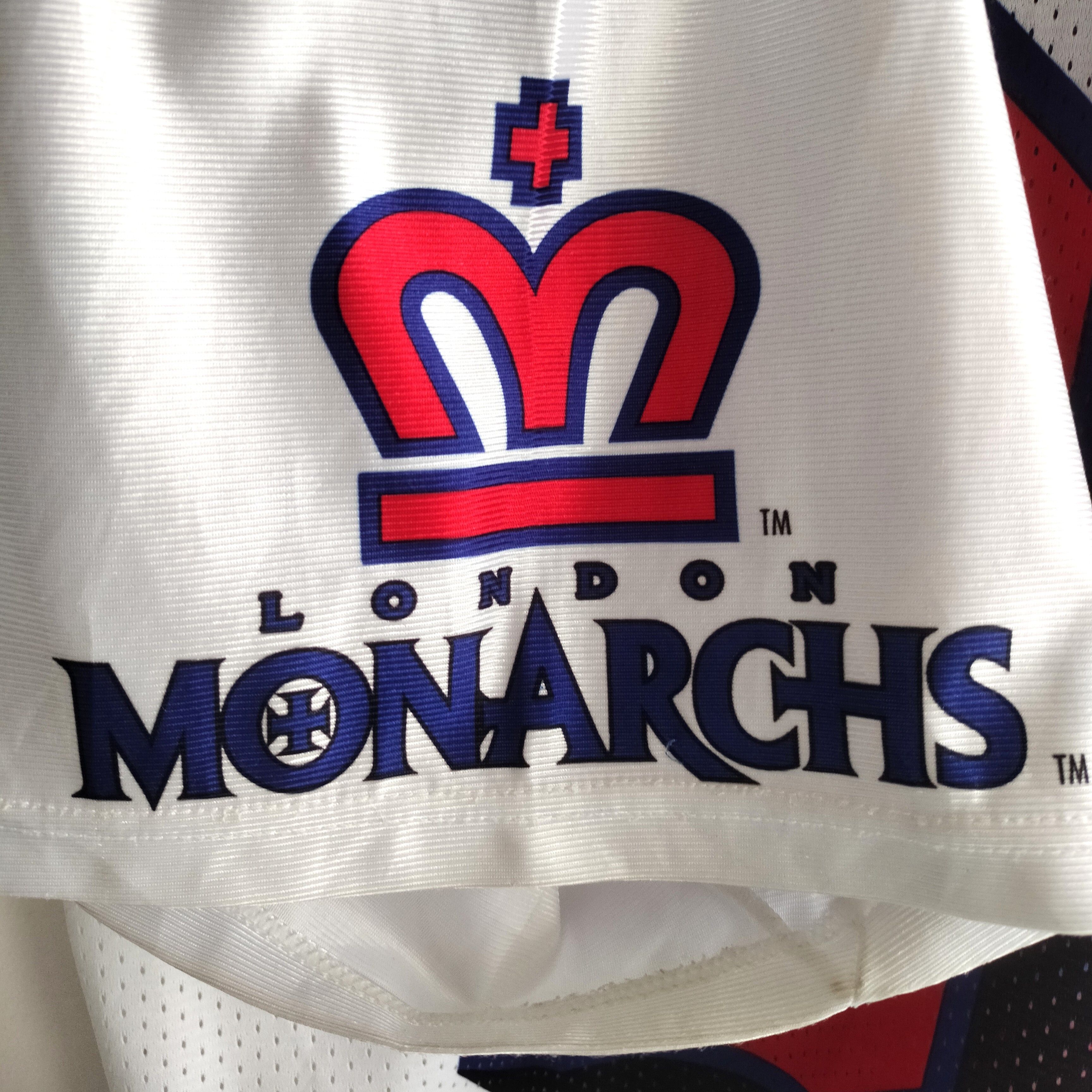 Reebok × Vintage Vintage London Monarch 1995 Jersey World League Size US XL / EU 56 / 4 - 4 Thumbnail