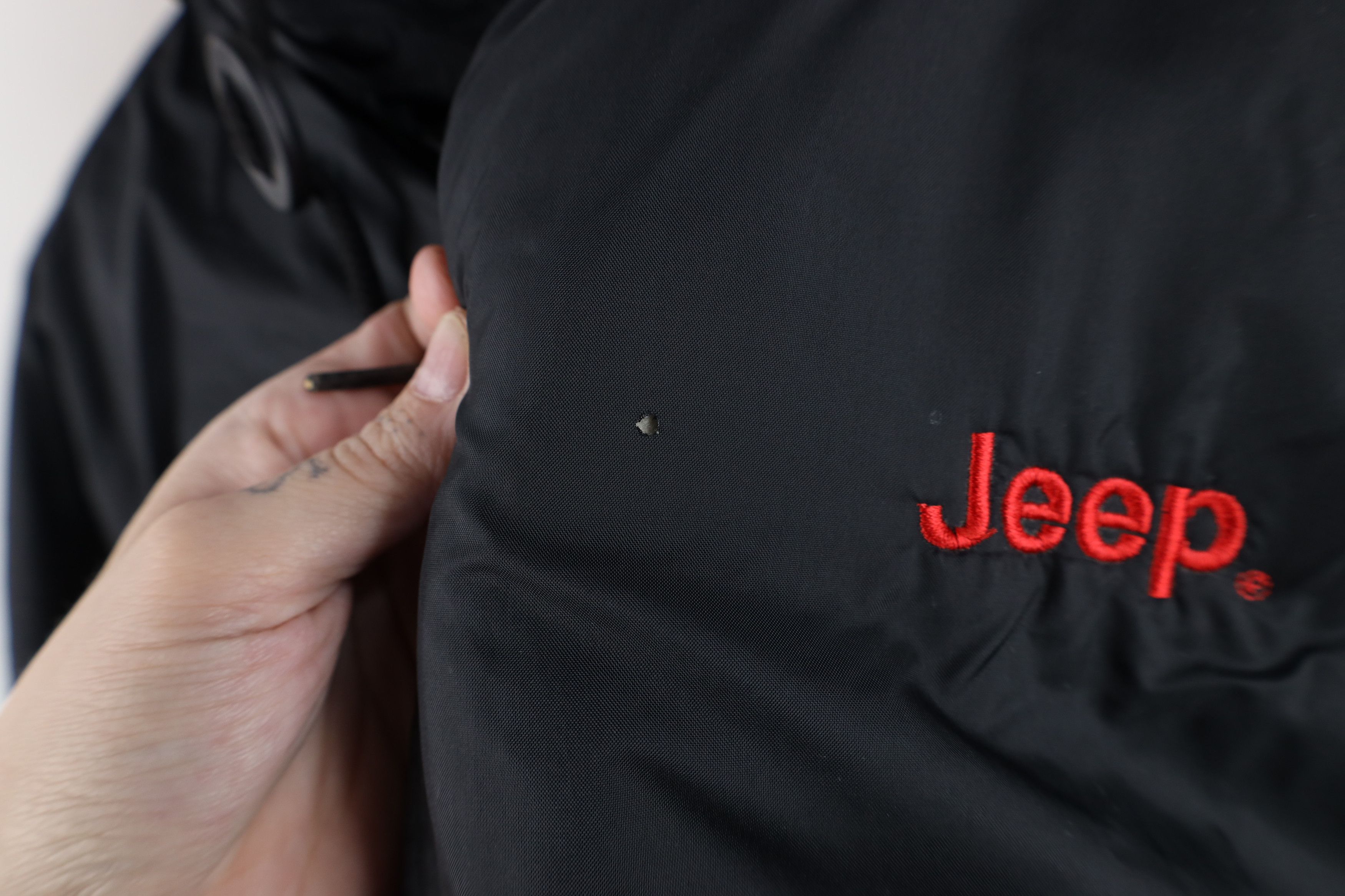 Vintage Vintage 90s Y2K Jeep Motor Co Spell Out Lined Hooded Jacket Size US XXL / EU 58 / 5 - 4 Thumbnail