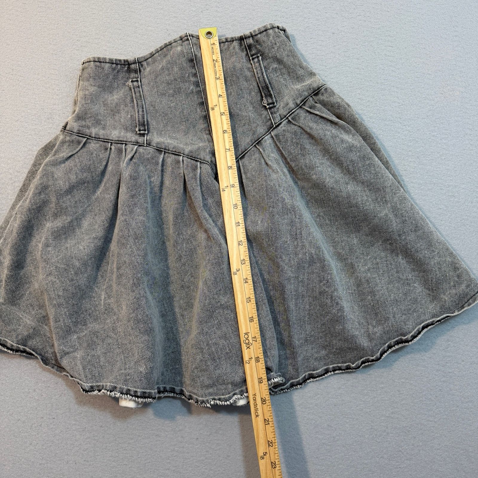 Vintage Vintage Enchanté Pleated Denim Skirt Women's Size 5 Black Size 30" / US 8 / IT 44 - 9 Thumbnail
