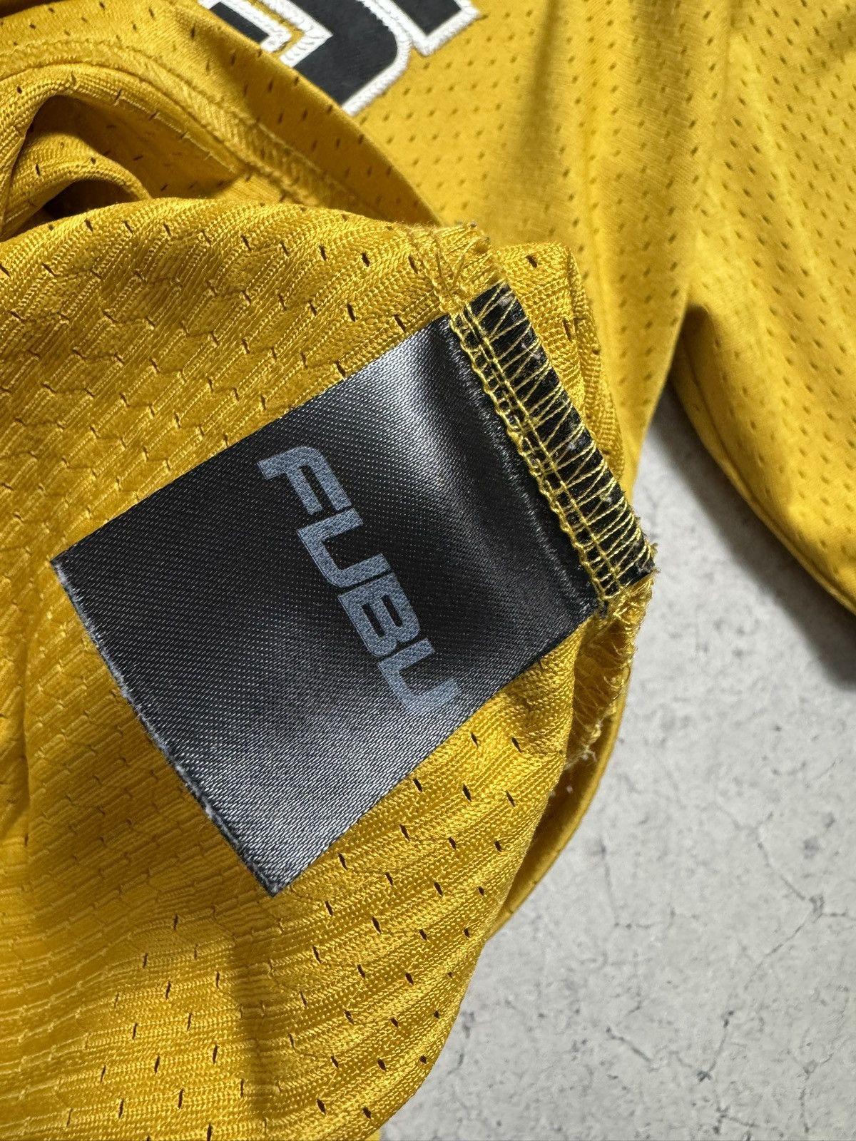 Fubu Fubu 05 Jersey Shirt Big Logo Yellow Size L Size US L / EU 52-54 / 3 - 8 Thumbnail
