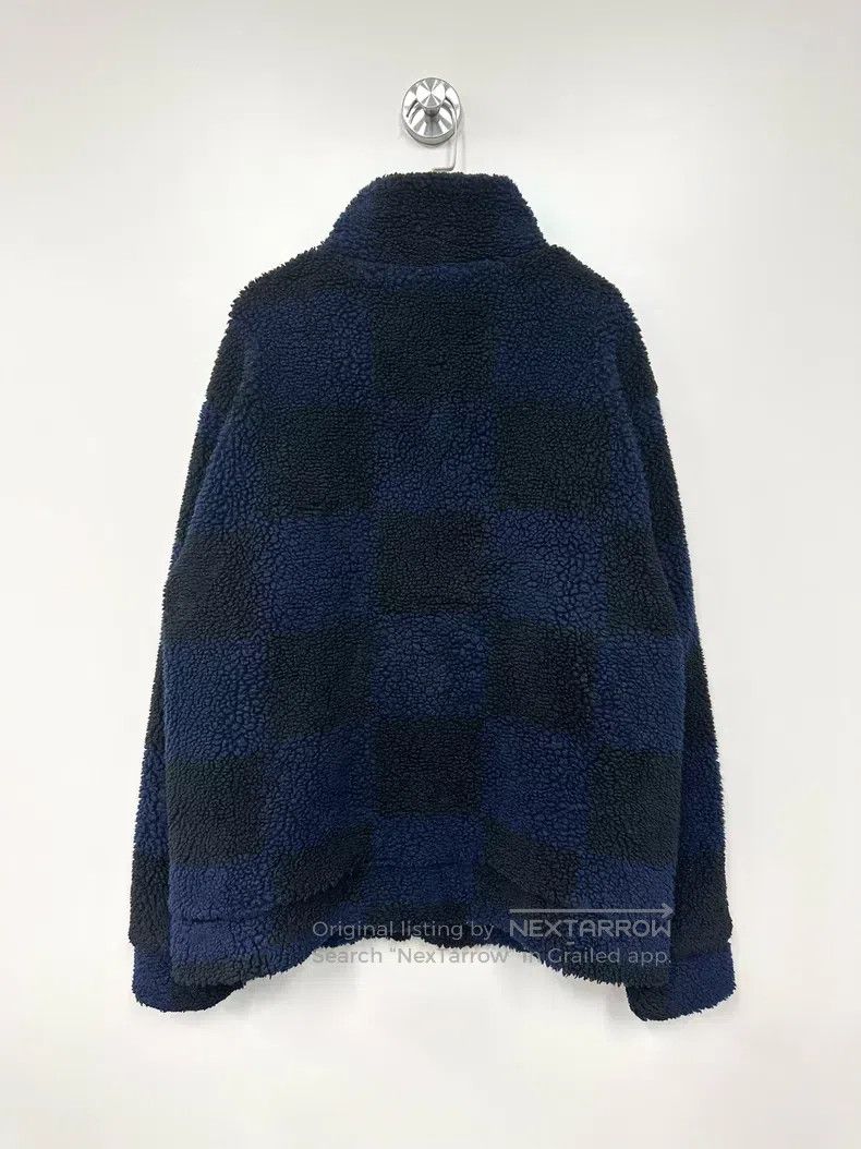 Louis Vuitton Louis Vuitton Blue and black checkerboard teddy velvet zip Size US L / EU 52-54 / 3 - 2 Thumbnail