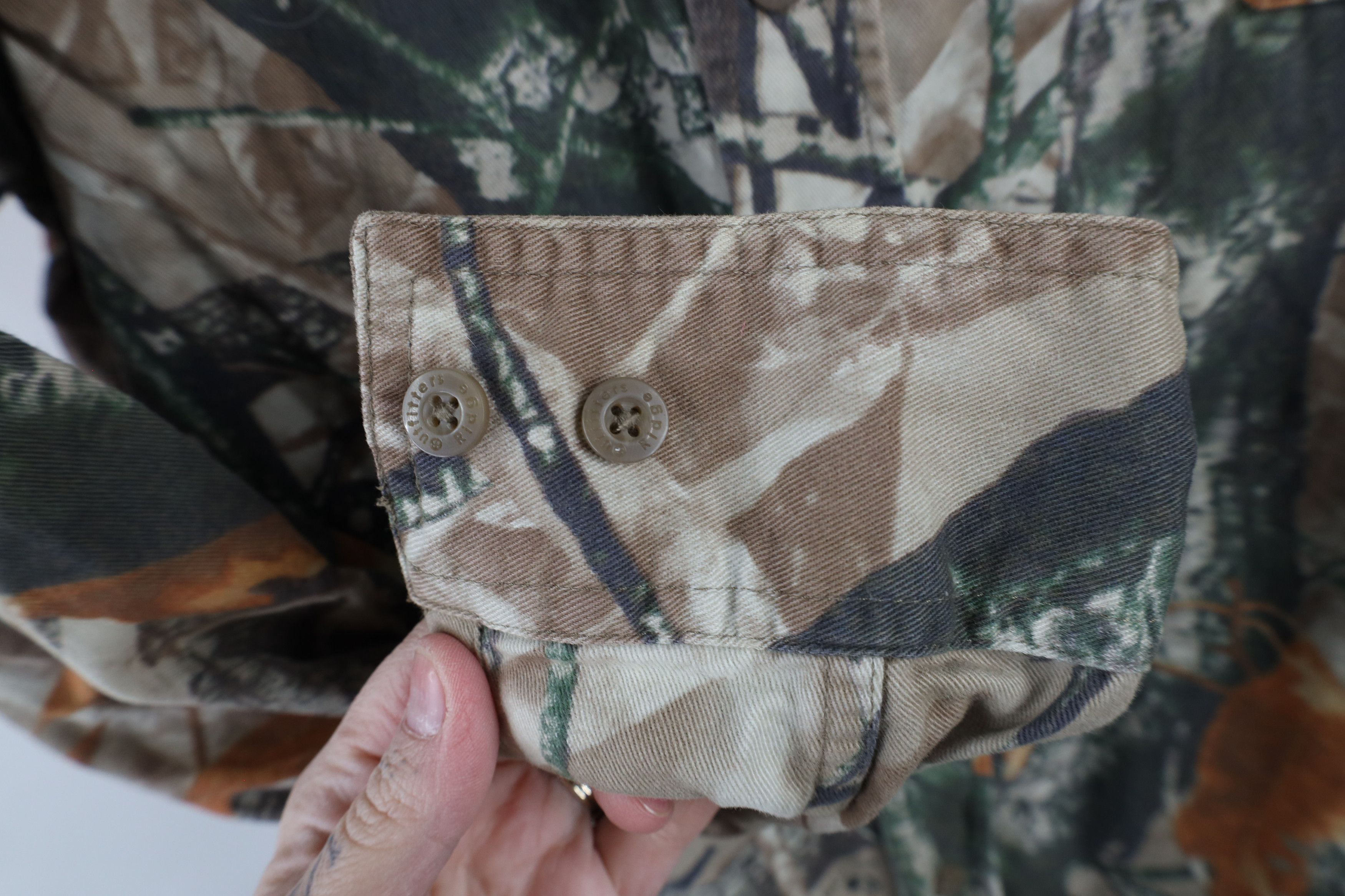 Vintage Vintage 90s Streetwear Camouflage Collared Button Down Shirt Size US L / EU 52-54 / 3 - 7 Thumbnail