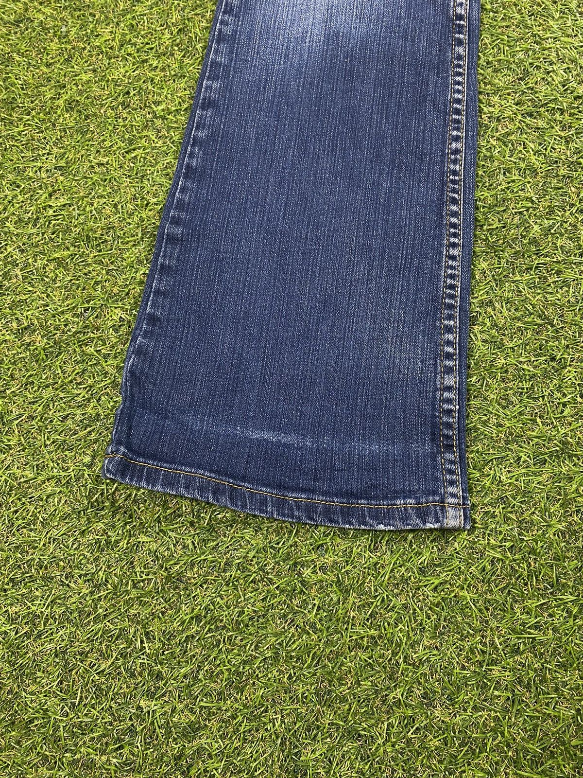 Lee × Vintage Vintage 90s Lee flared jeans faded streetwear size 26x31 Size 26" / US 2 / IT 38 - 3 Thumbnail