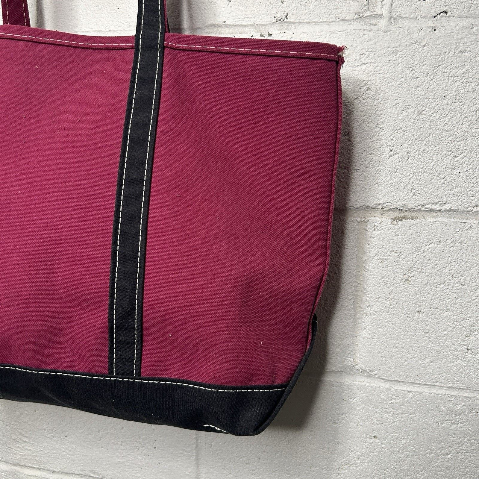 L.L. Bean L.L. Bean Two-Tone Boat & Tote Bag “Magenta Black” Size ONE SIZE - 4 Thumbnail
