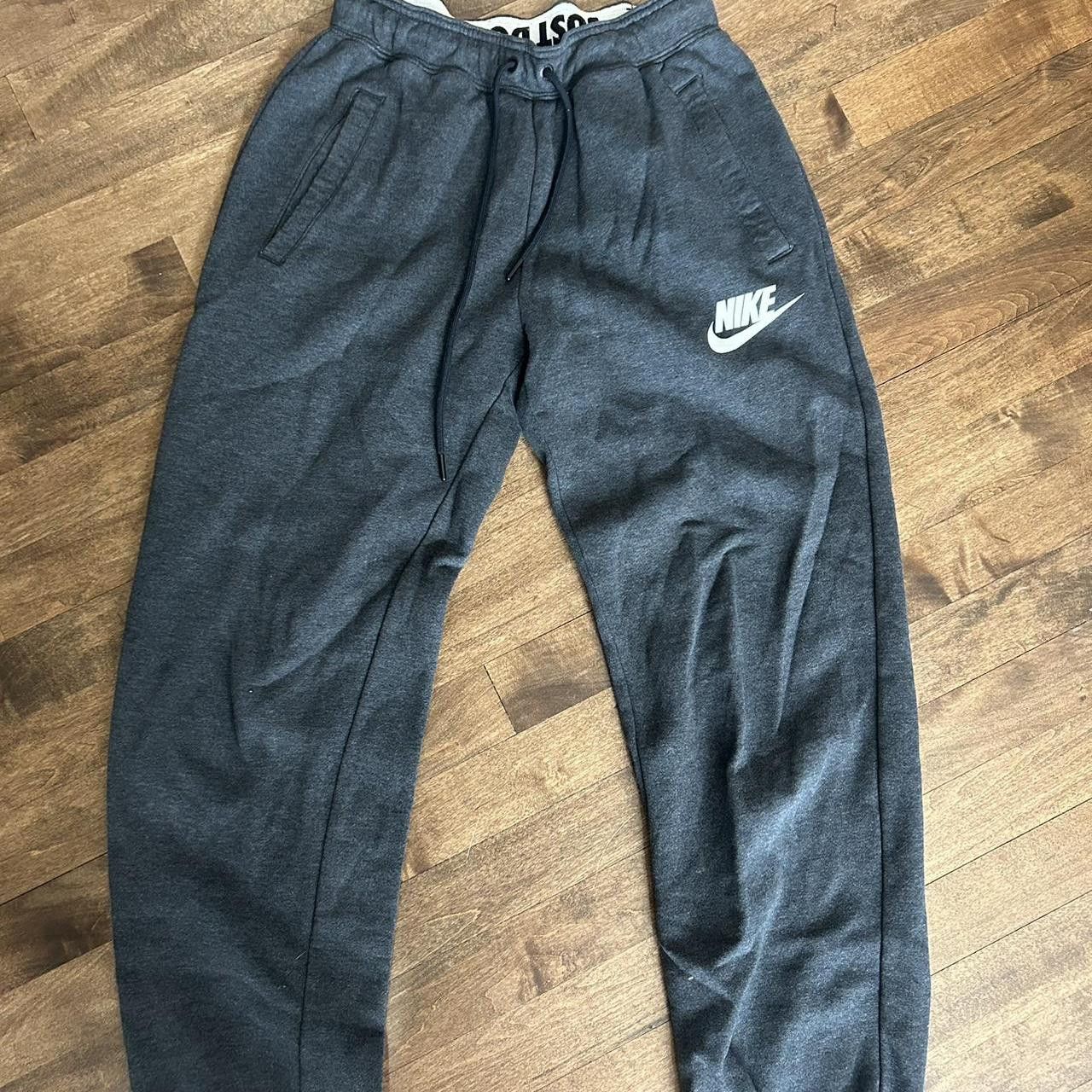 Nike Nike Gray Baggy Sweatpants XS Size US 26 / EU 42 - 1 Thumbnail