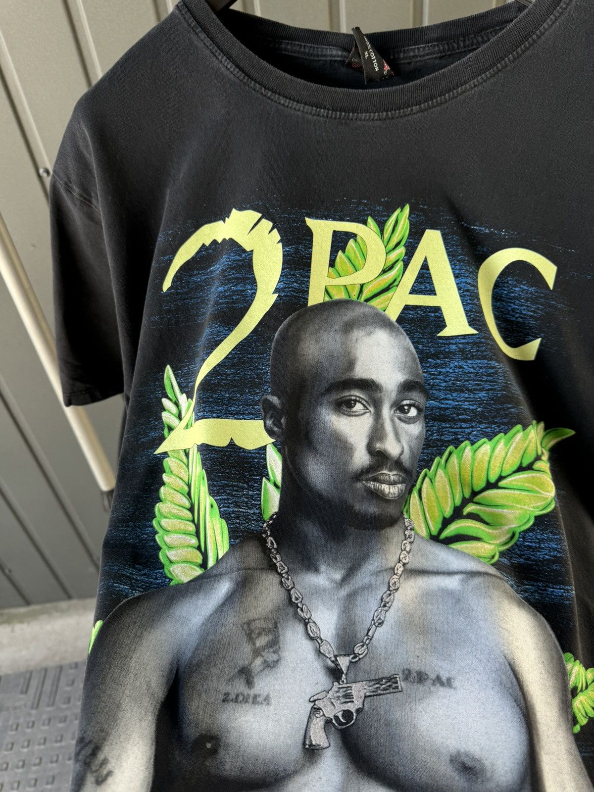 Band Tees × Rap Tees × Vintage Vintage 2 PAC Shakur Marijuana T Shirt Rap tee Size US XL / EU 56 / 4 - 10 Thumbnail