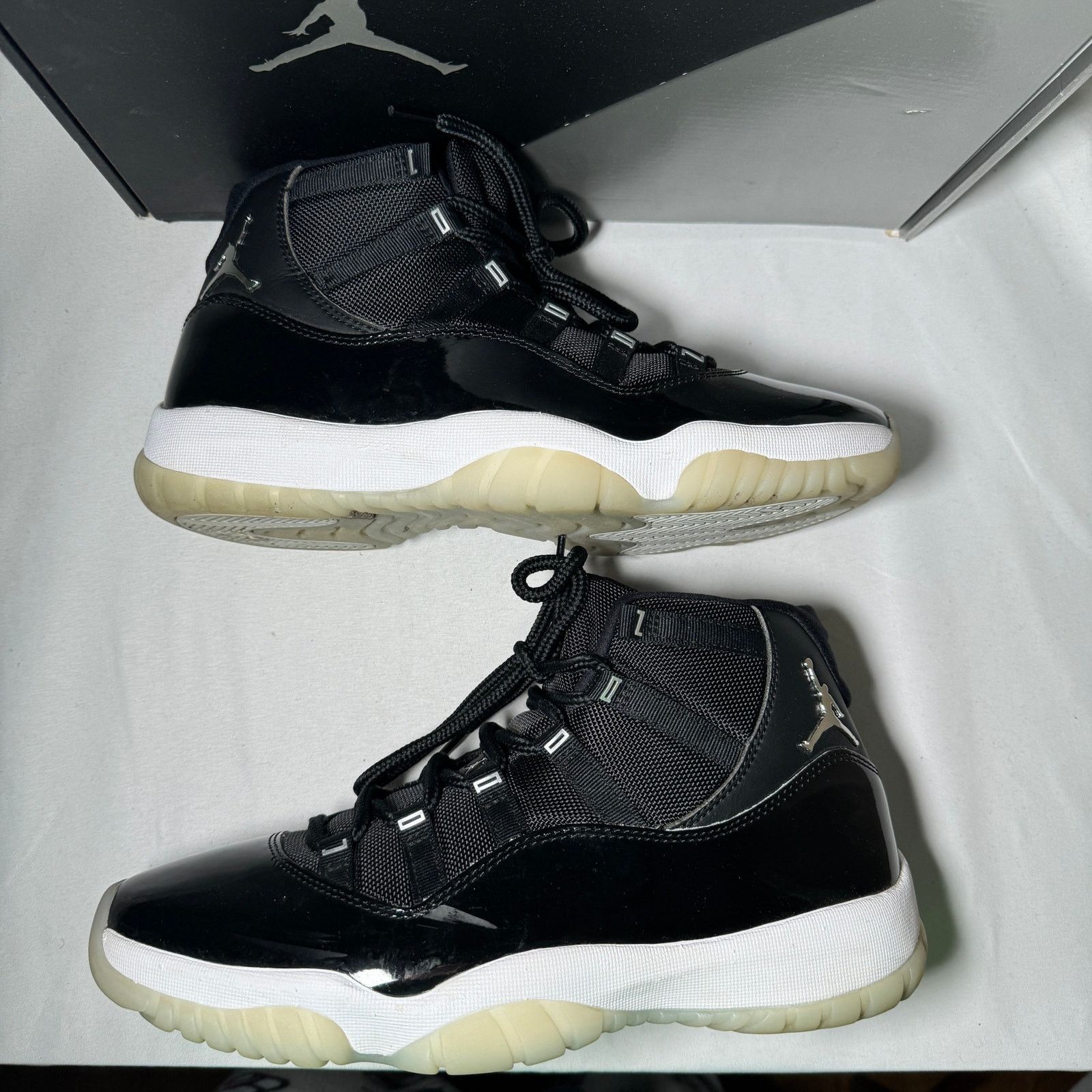 Jordan Brand × Nike Size 10.5 - Air Jordan 11 Retro Jubilee / 25th Anniversary Size US 10.5 / EU 43-44 - 2 Thumbnail