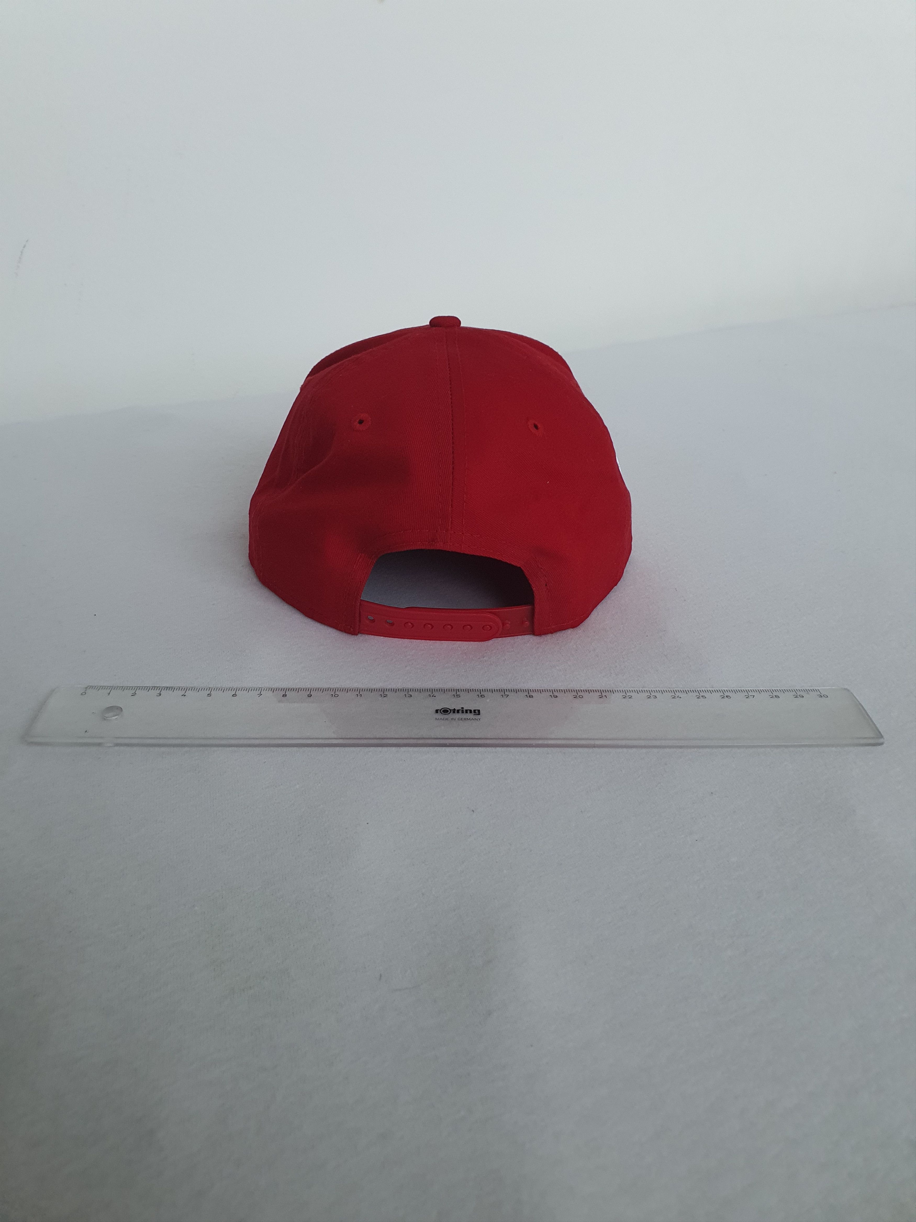 New Era 9FIFTY Snapback Cap - NBA Chicago Bulls - Sz S/M Size 28 - 4 Thumbnail