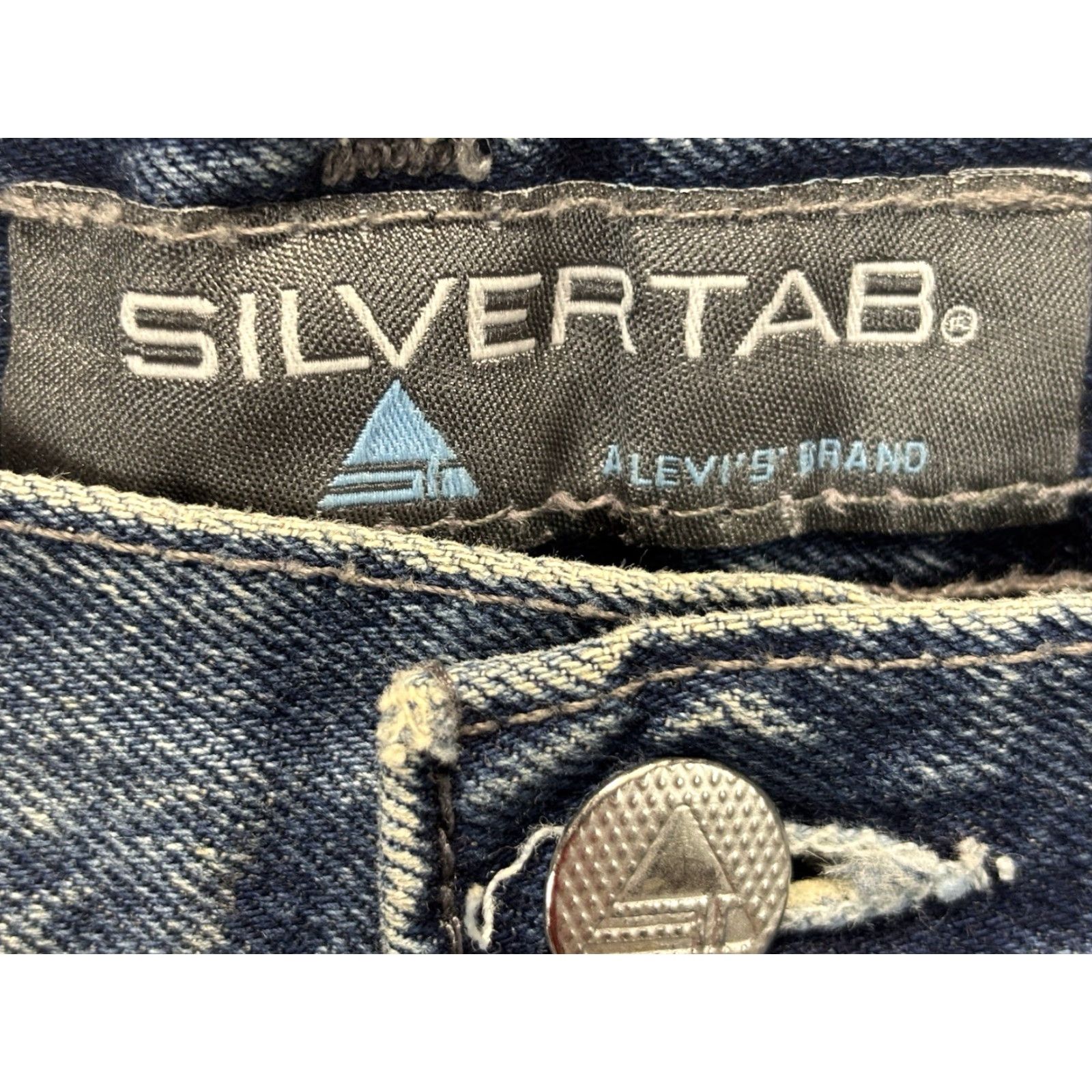 Levi's VINTAGE Levi's Silvertab Jeans Baggy Regular 38x35 Blue Denim 2001 Y2K Skater Mens Size US 38 / EU 54 - 6 Thumbnail