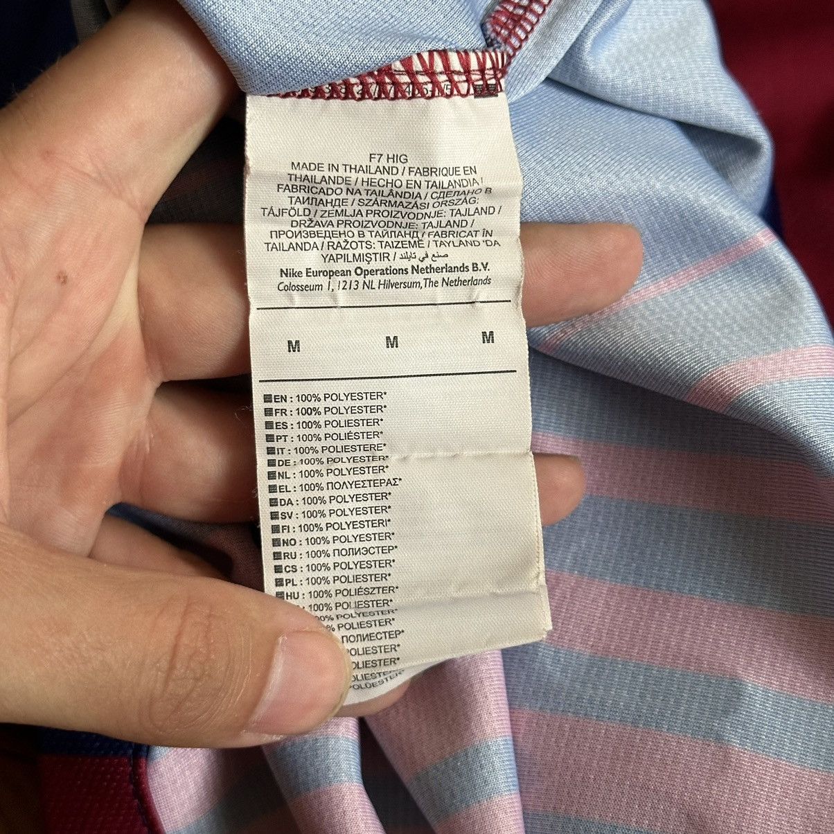 Nike Nike BARCELONA 2017 2018 HOME FOOTBALL SHIRT SOCCER JERSEY Size US M / EU 48-50 / 2 - 9 Thumbnail