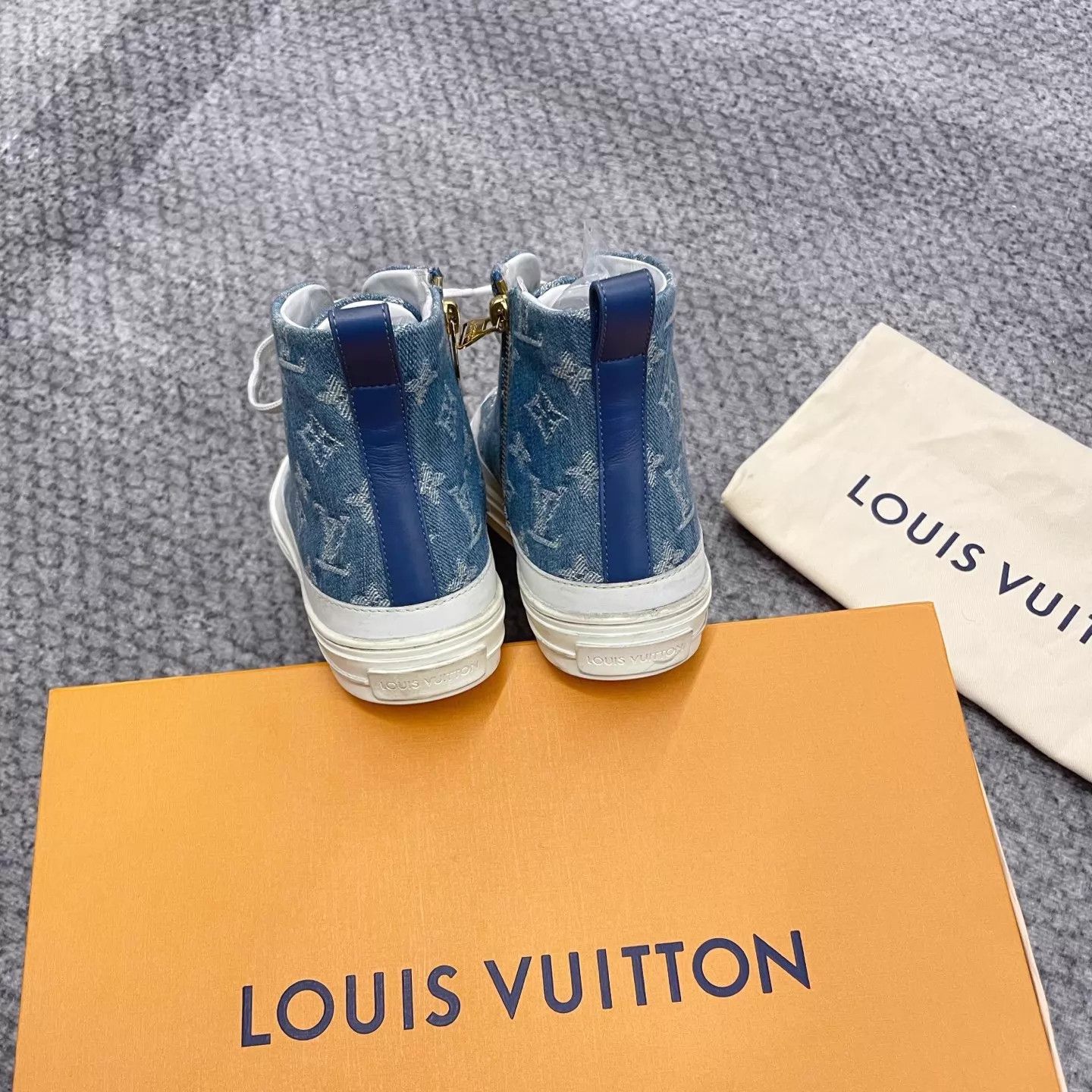 Louis Vuitton LV Stellar Denim Blue High-Top Sneakers Monogram Size US 7.5 / IT 37.5 - 6 Thumbnail