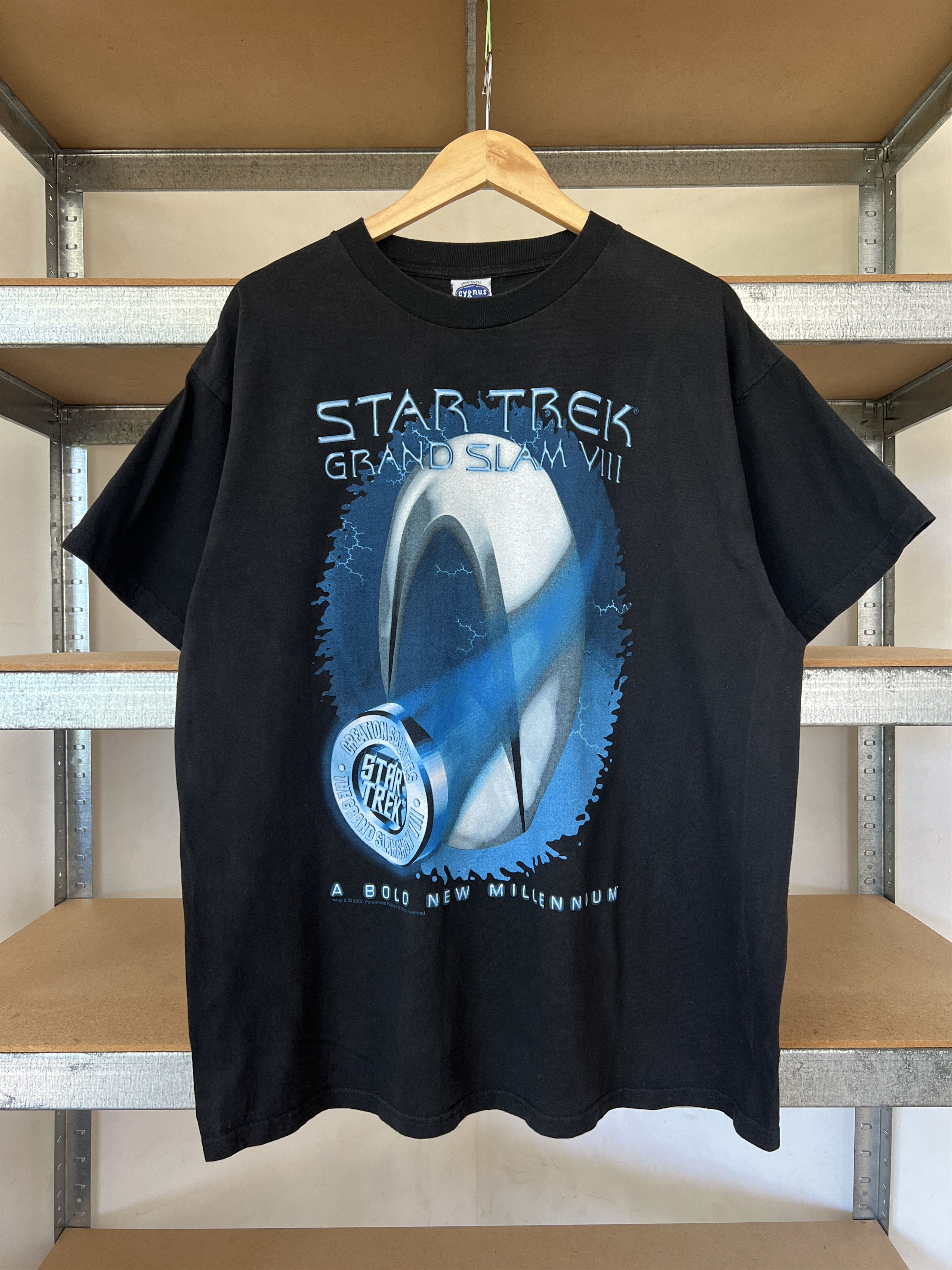 Vintage Vintage 2000 Star Trek Grand Slam VIII Movie T-shirt Size US XL / EU 56 / 4 - 1 Thumbnail
