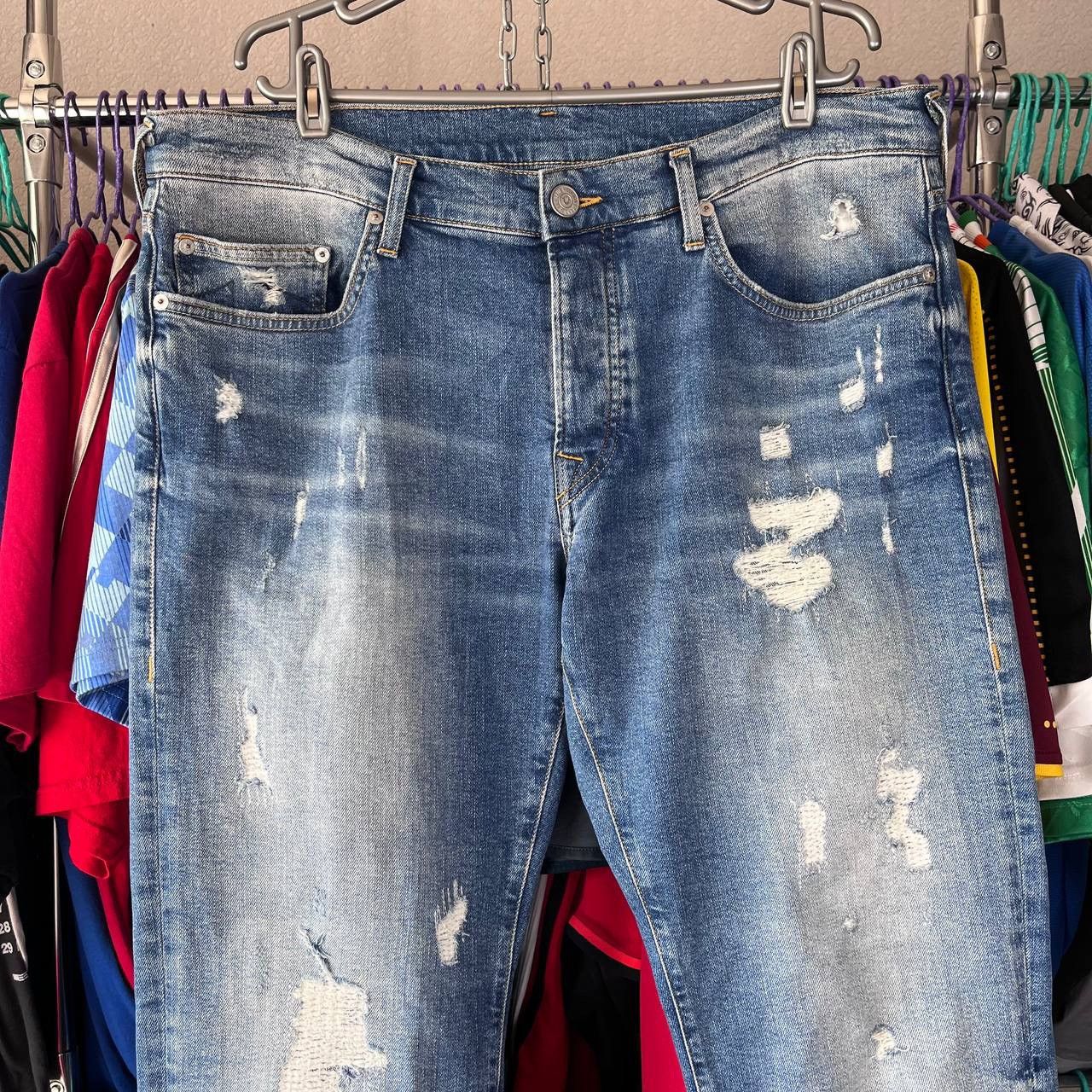 True Religion True Religion Rocco Relaxed Skinny Distessed Denim Pants Size US 36 / EU 52 - 3 Thumbnail