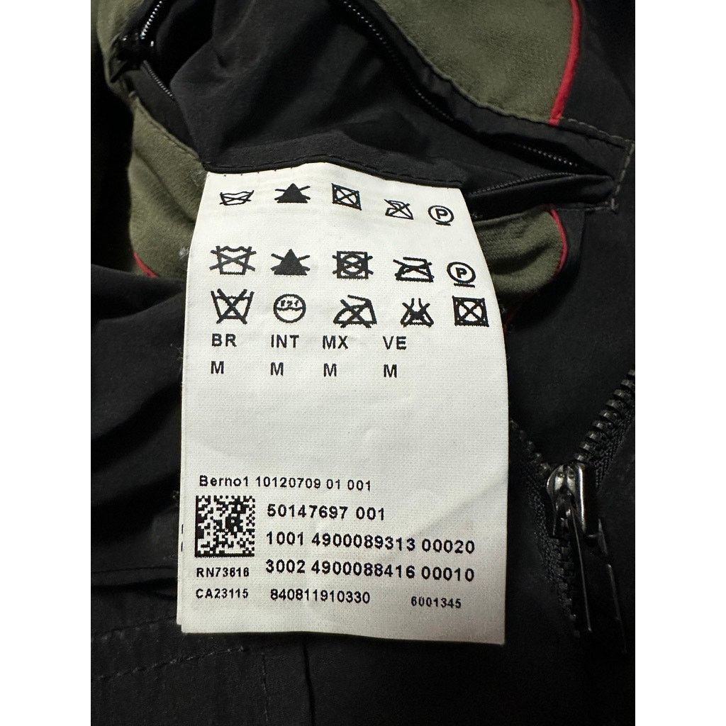 Hugo Boss Hugo Boss black lightweight jacket size M READ Size US M / EU 48-50 / 2 - 6 Thumbnail