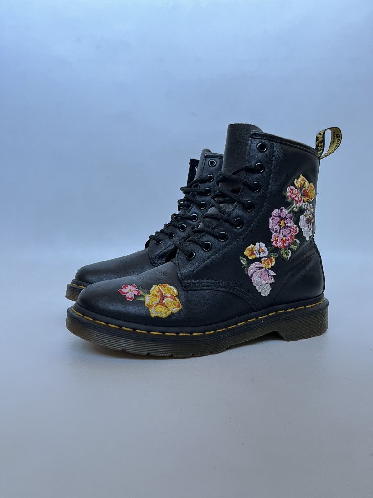 Dr. Martens Rare Dr. Martens Jadon Max Floral Boots Size US 7 / IT 37 - 3 Thumbnail