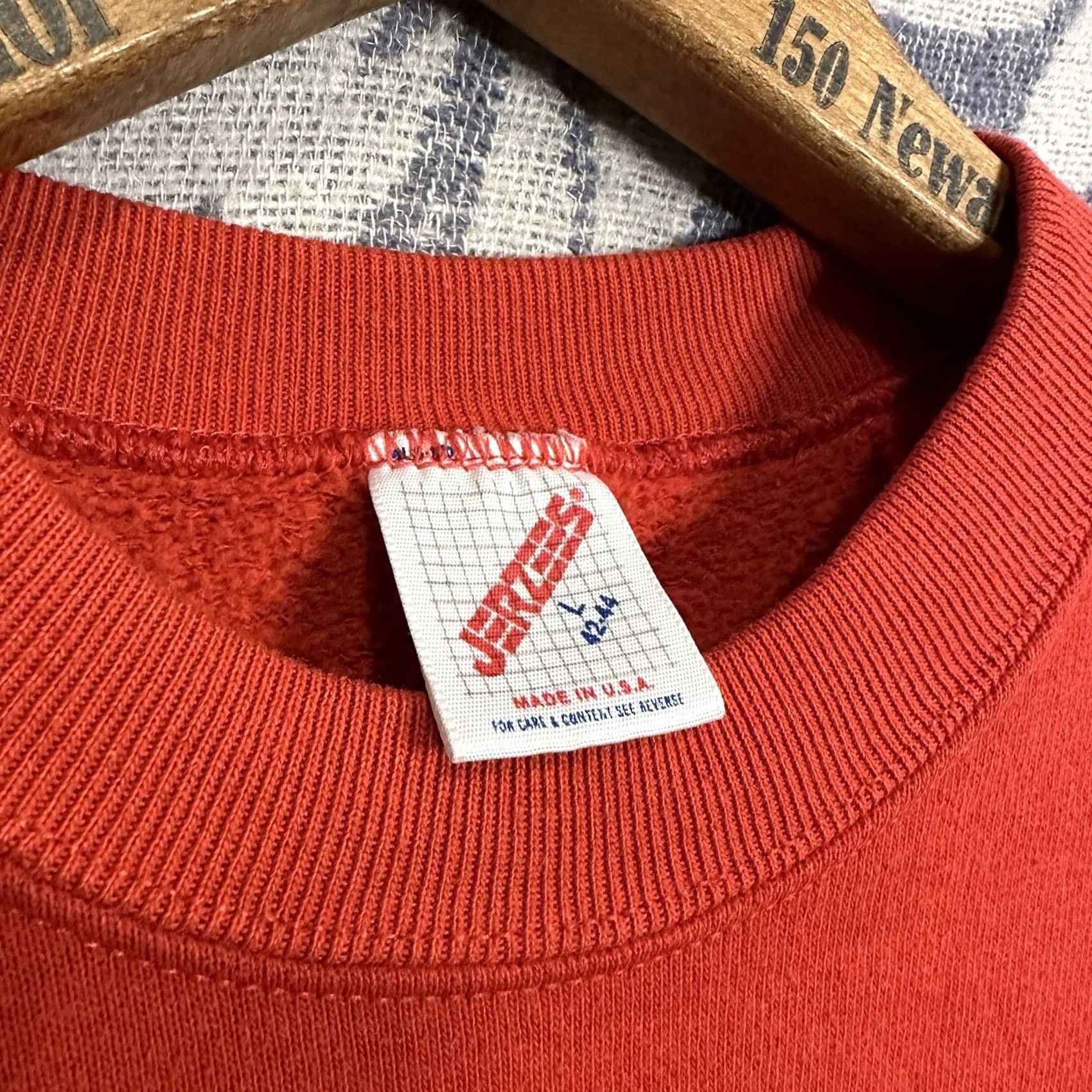 Jerzees VINTAGE 90s Jerzees Sweatshirt Mens L Crew Neck Graphic Print Red Long Sleeve Cotton Blend Polyester Size US L / EU 52-54 / 3 - 3 Thumbnail