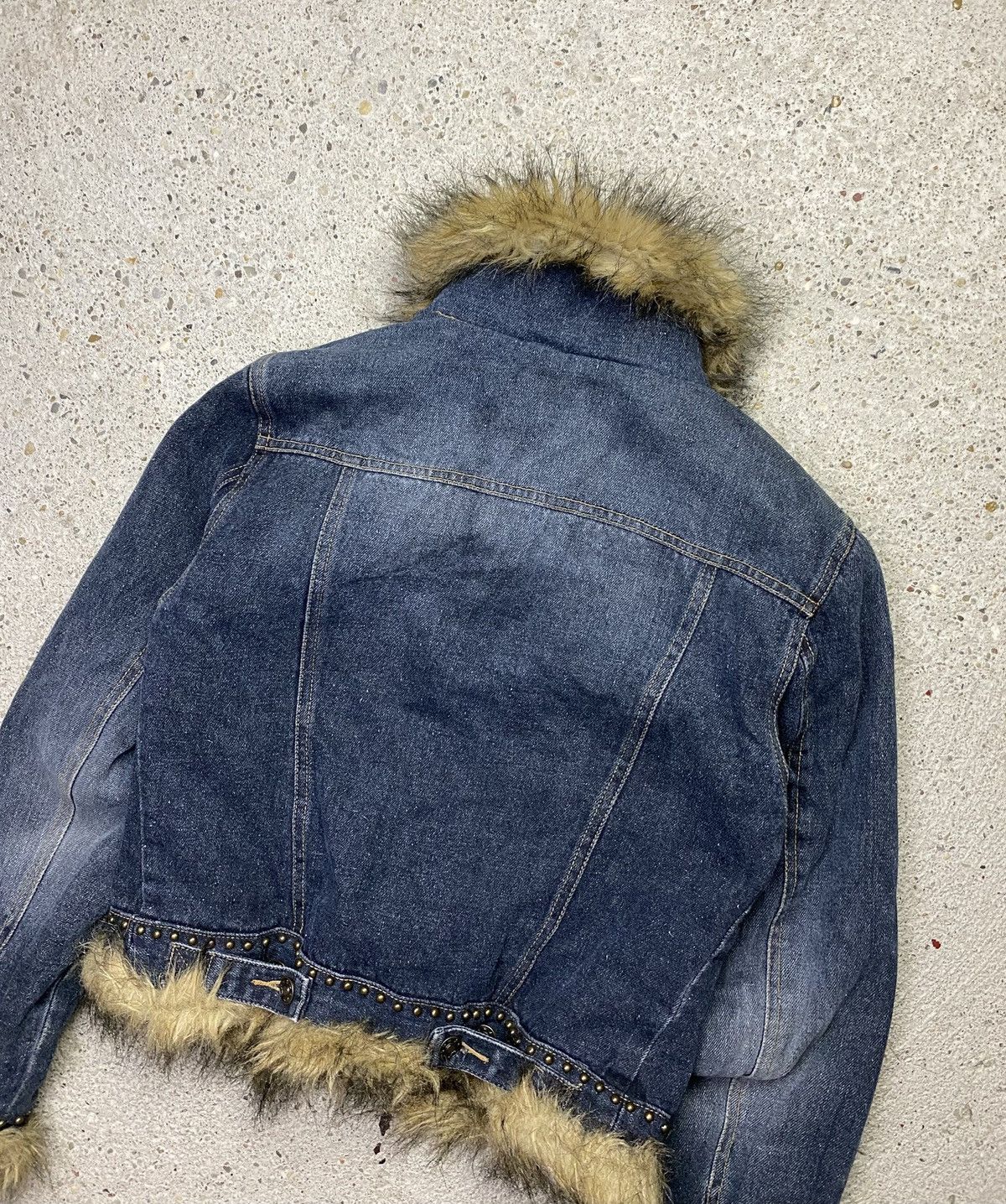 Japanese Brand Vintage faux fur denim jeans jacket if six was nine japan Size S / US 4 / IT 40 - 9 Thumbnail