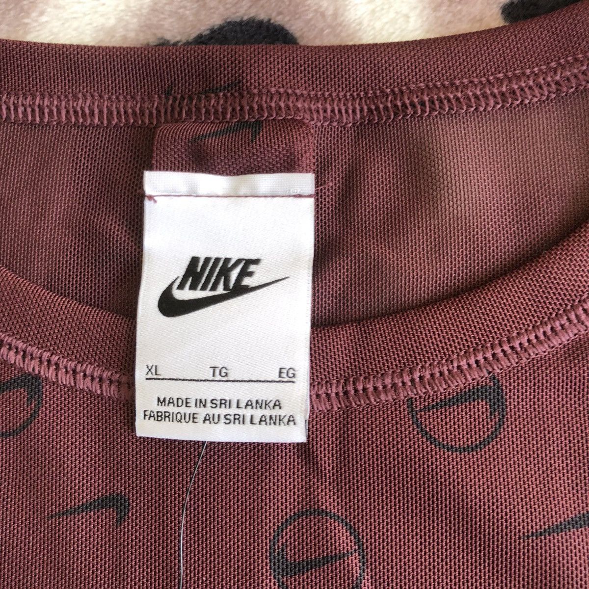 Nike Authentic Nike NSW Sheer Top Size XL / US 12-14 / IT 48-50 - 4 Thumbnail