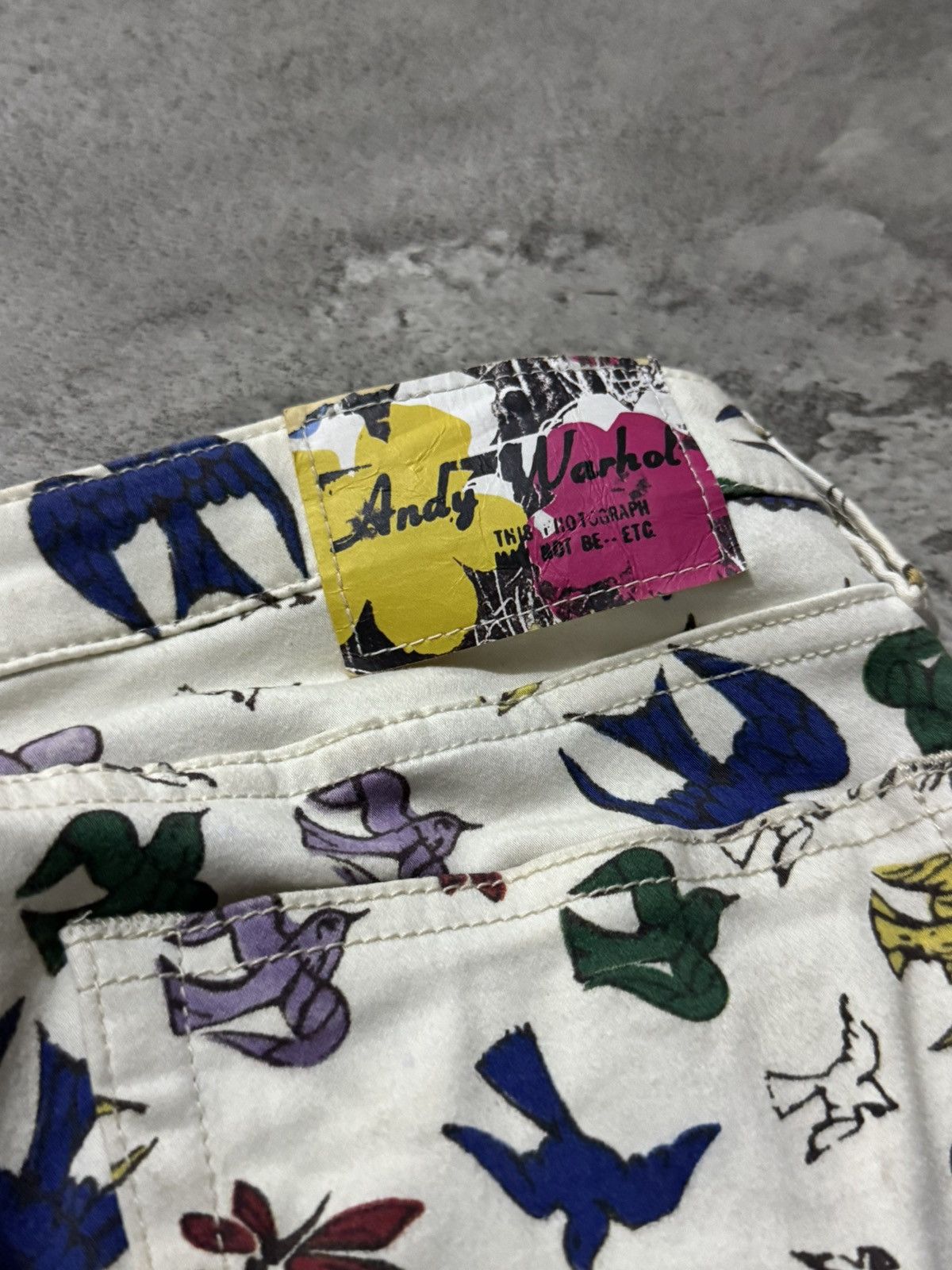Andy Warhol × Hysteric Glamour HYSTERIC GLAMOUR x ANDY WARHOL BIRD ALLOVER PRINT PANTS Size US 30 / EU 46 - 6 Thumbnail