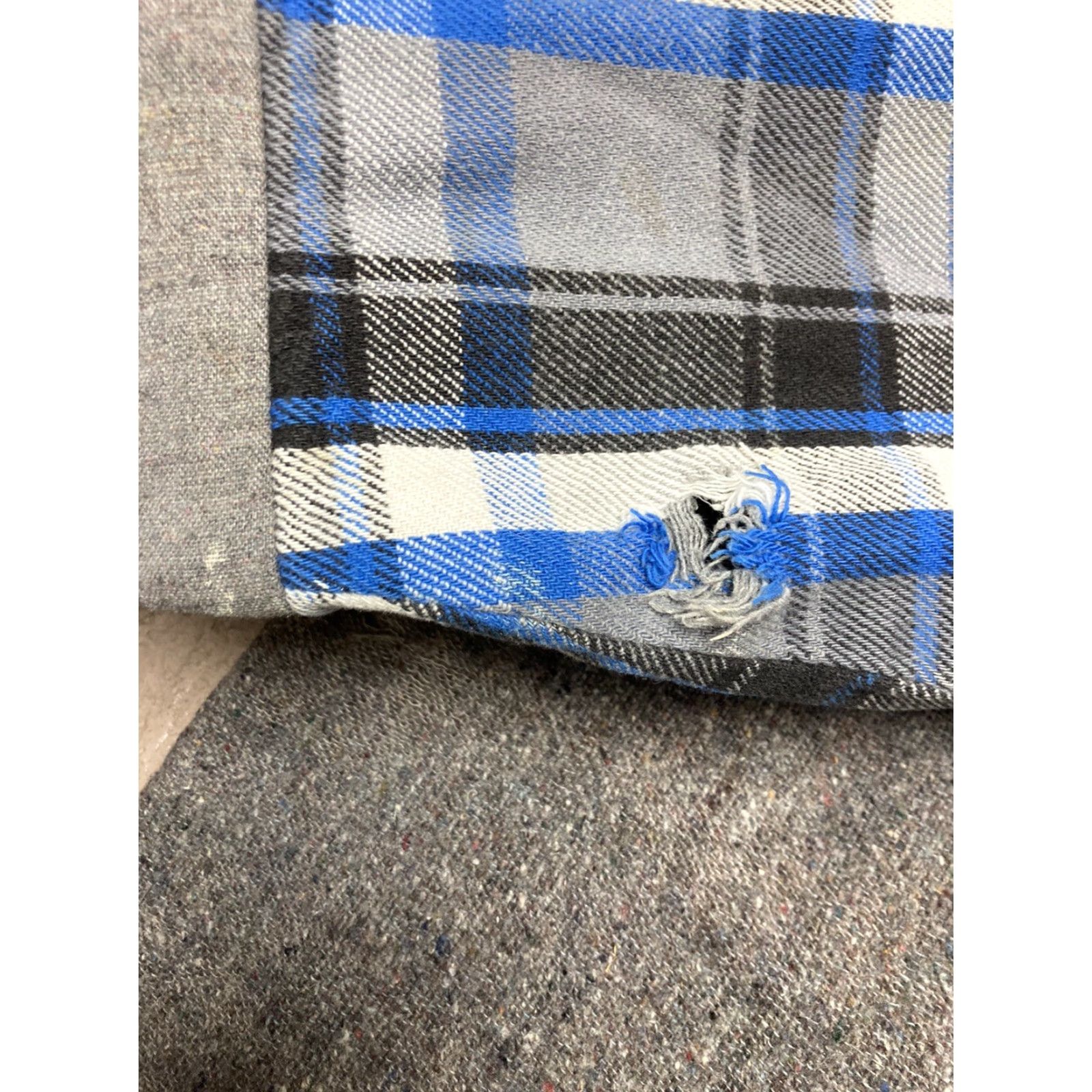 Vintage Vintage 60s heavy flannel button shirt 100% cotton 1960s checkered stripe XL Gray Mens Shirt Long Sleeve Button-Up 60s Vintage 100% Cotton Flannel Size US XL / EU 56 / 4 - 4 Thumbnail