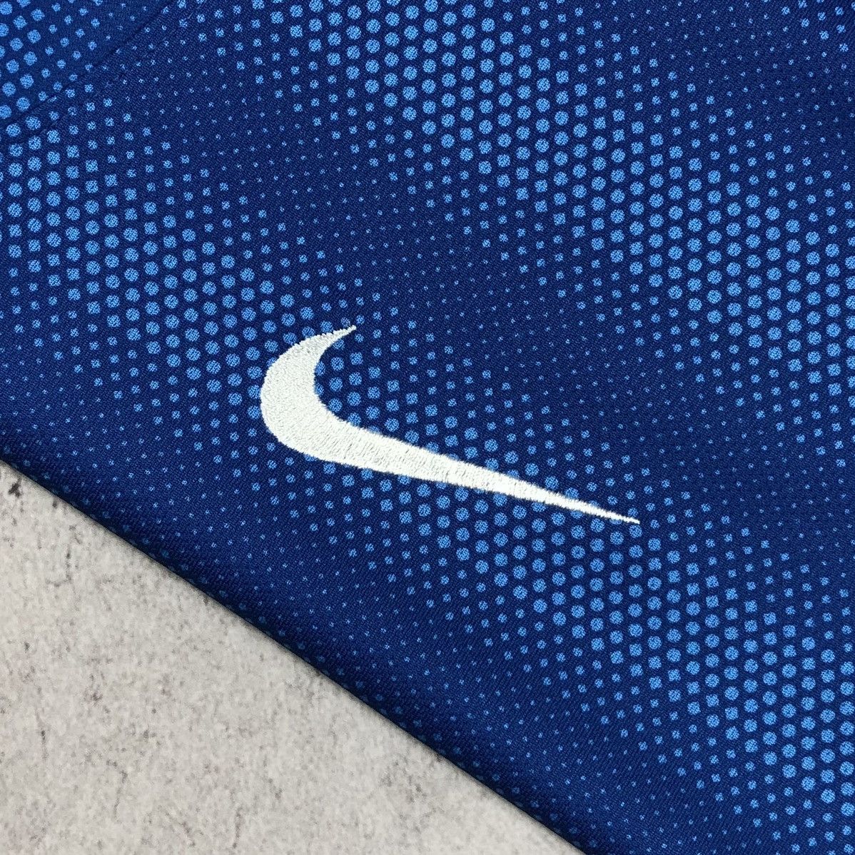Nike Brazil CBF 2014-2015 Nike Away Soccer Jersey youth XL Size US S / EU 44-46 / 1 - 9 Thumbnail