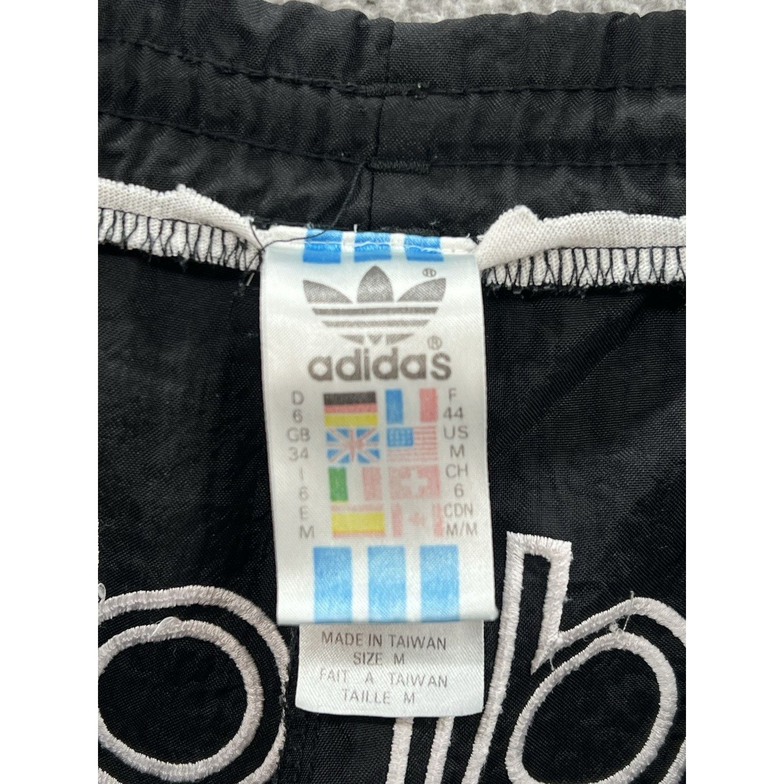 Adidas Adidas Logo Spell Out Swim Un-lined Shorts Medium Black 90’s Size US 34 / EU 50 - 3 Thumbnail