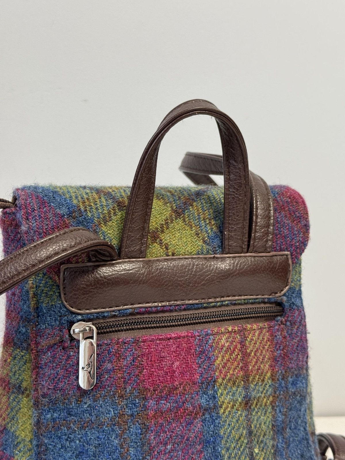 Harris Tweed AUTHENTIC HARRIS TWEED MINI BACKPACK TUMMEL GLEN APPIN Col Size ONE SIZE - 14 Thumbnail