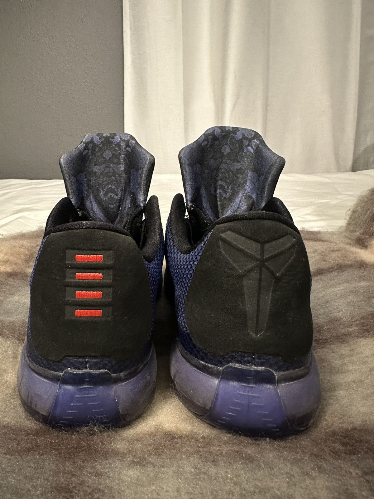 Nike Kobe X Blackout Size US 7 / EU 40 - 4 Thumbnail