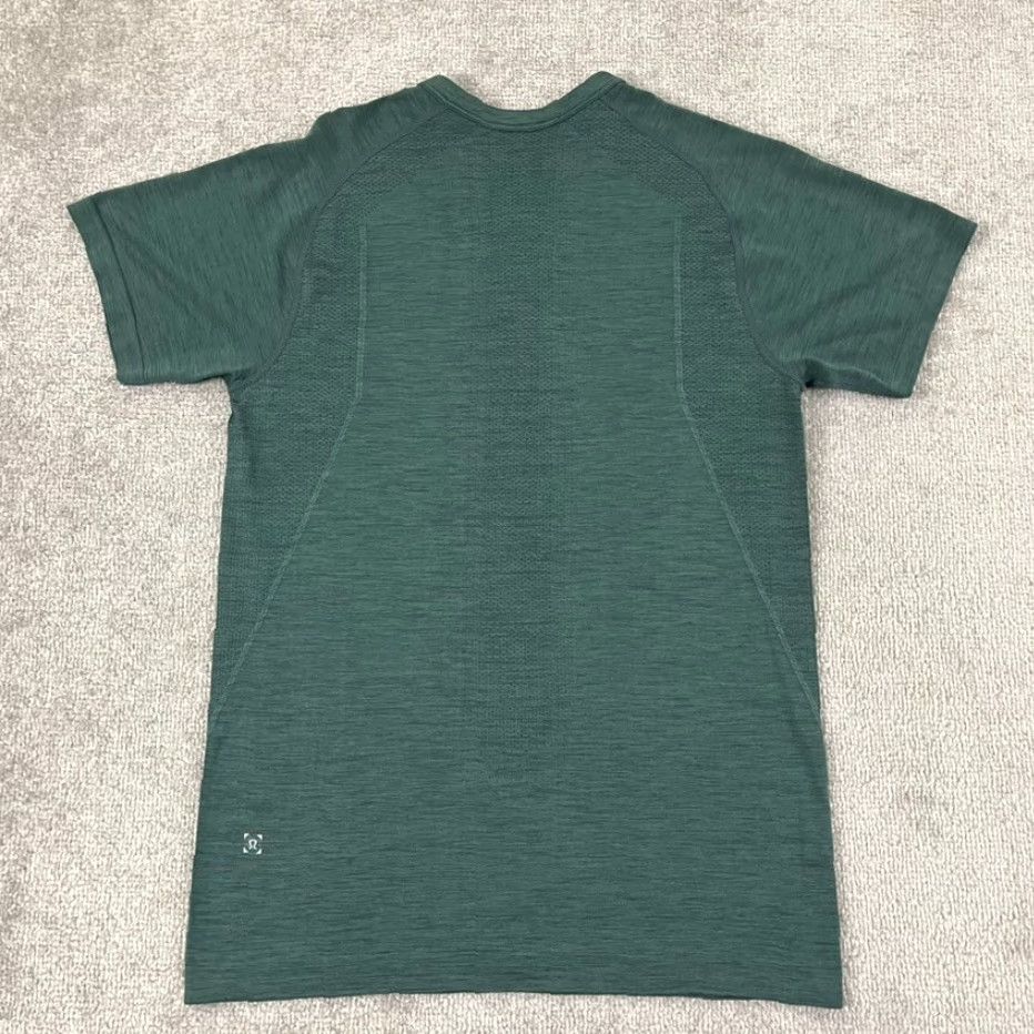 Lululemon LULULEMON Shirt Mens Small Metal Vent Tech Heather Green Henley Short Sleeve Gym Size US S / EU 44-46 / 1 - 2 Thumbnail