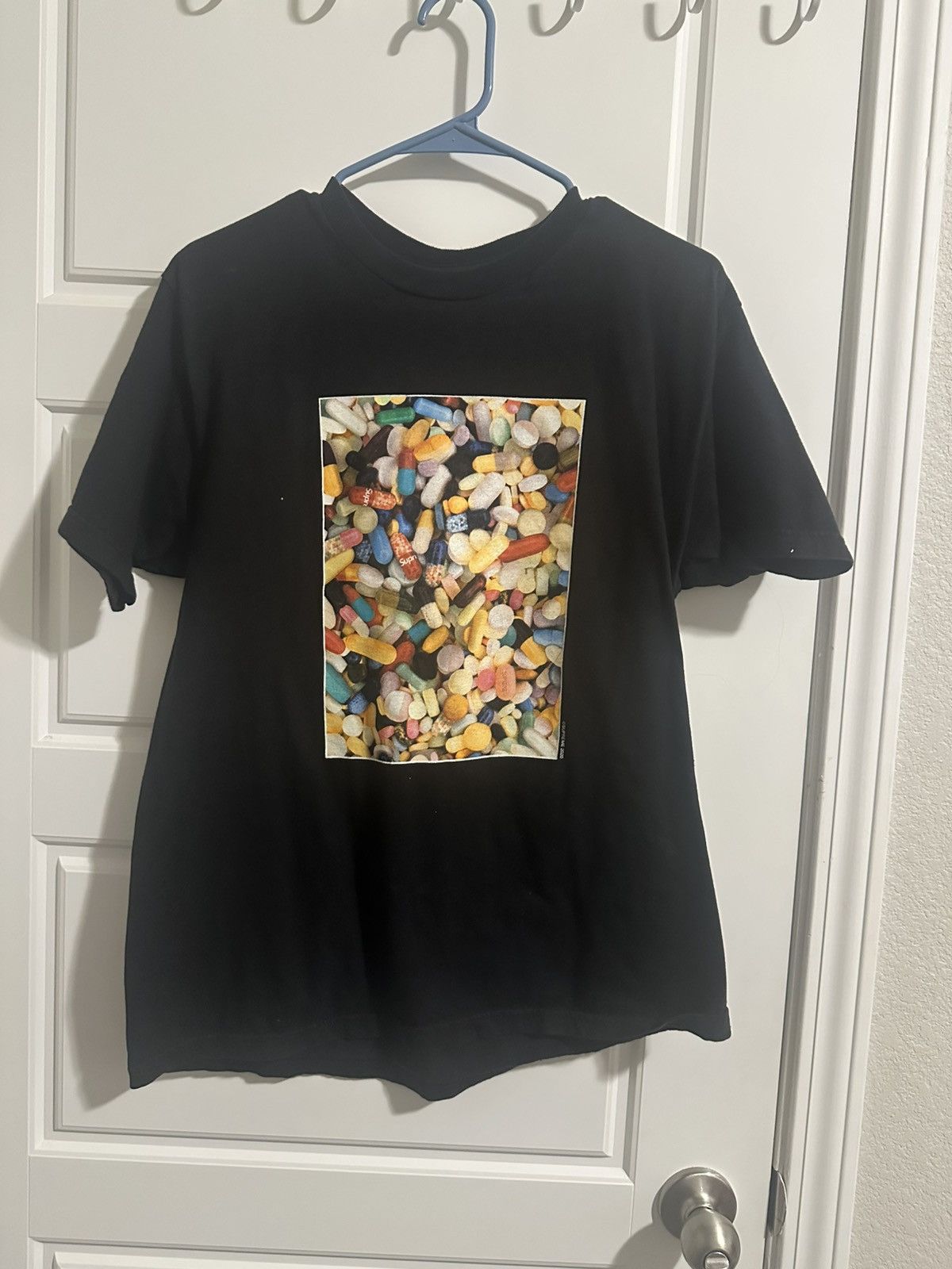 Supreme Supreme Pills tee Size US M / EU 48-50 / 2 - 1 Thumbnail