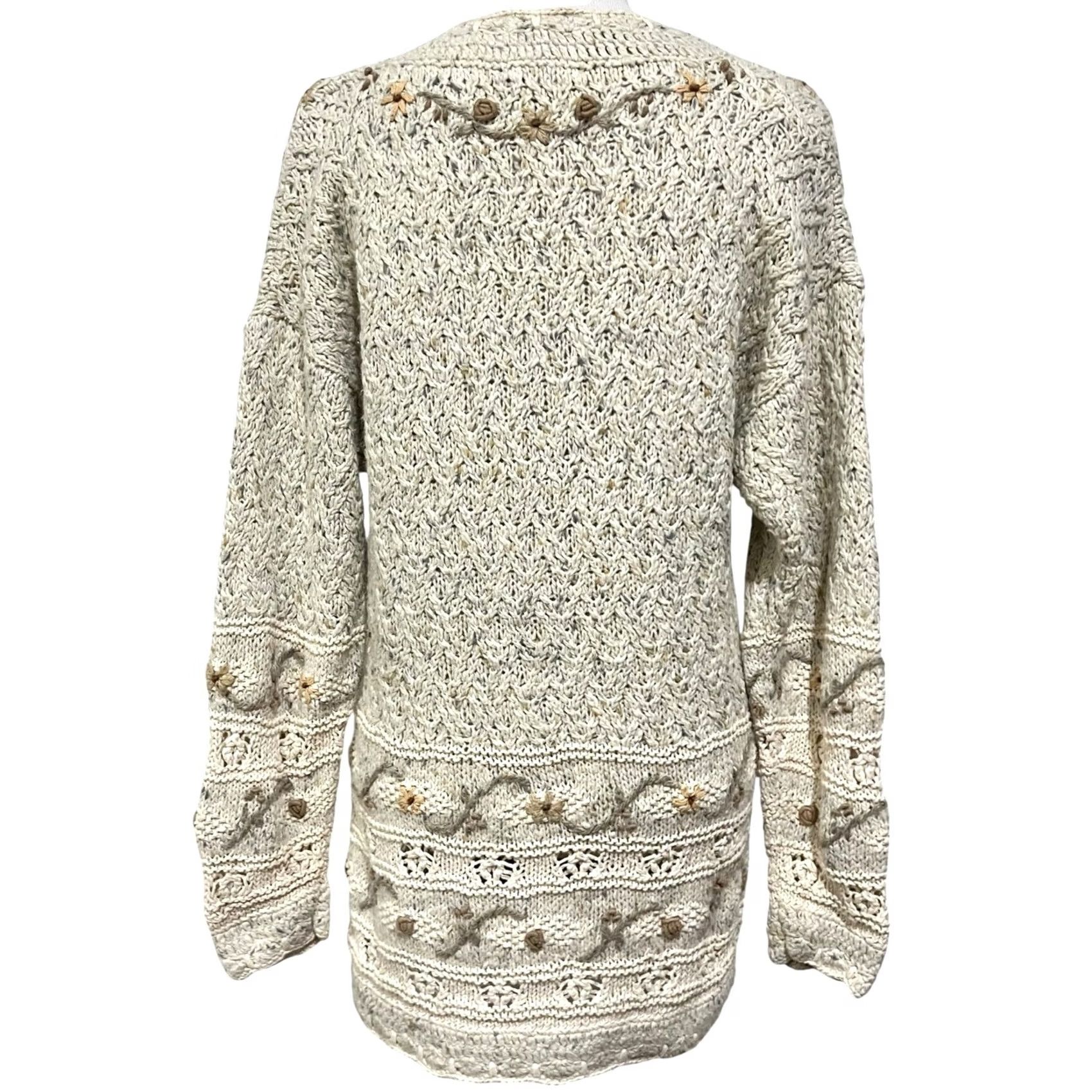 Express VINTAGE Express Sweater Shirt Womens Small Cream Floral Embroidered Sunflower Cottagecore 90s Knit Pullover Long Sleeve V-Neck Size S / US 4 / IT 40 - 5 Thumbnail