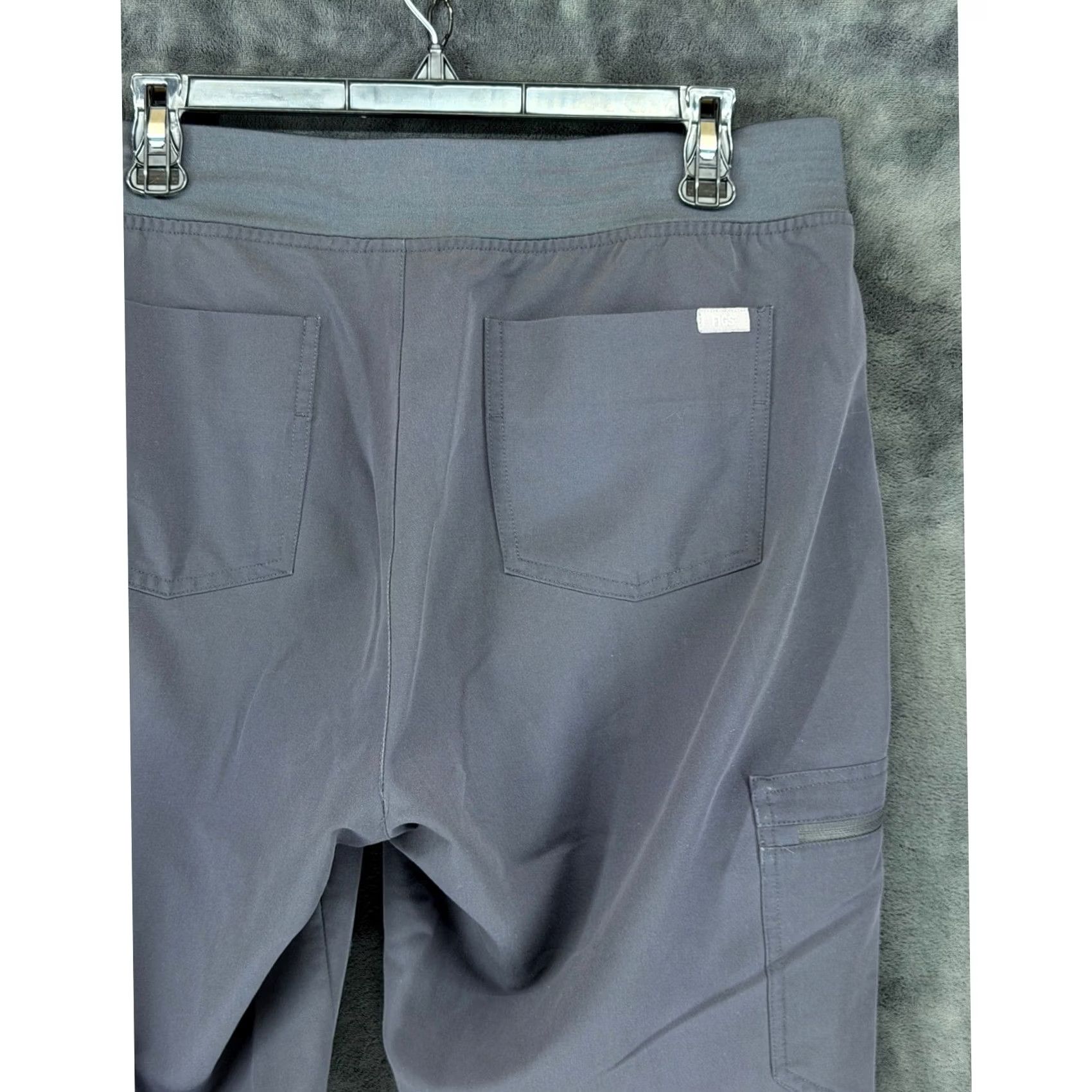 Vintage FIGS Zamora Jogger Scrub Pants Charcoal Gray Large Womens Joggers Size 36" / US 14 / IT 50 - 7 Thumbnail