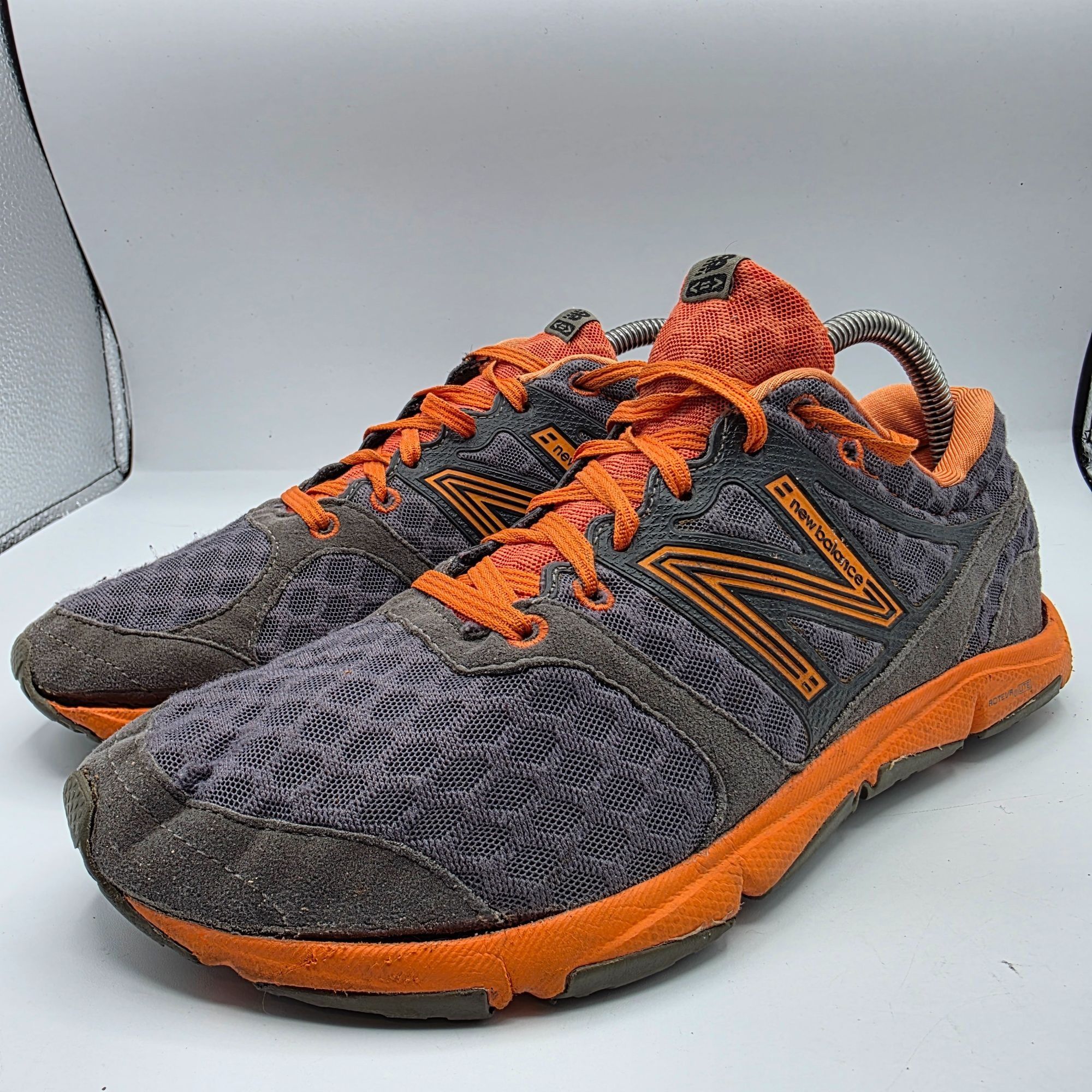 New Balance New Balance 730 Mens Size 8.5 Gray Orange Athletic Running S Size US 8.5 / EU 41-42 - 3 Thumbnail
